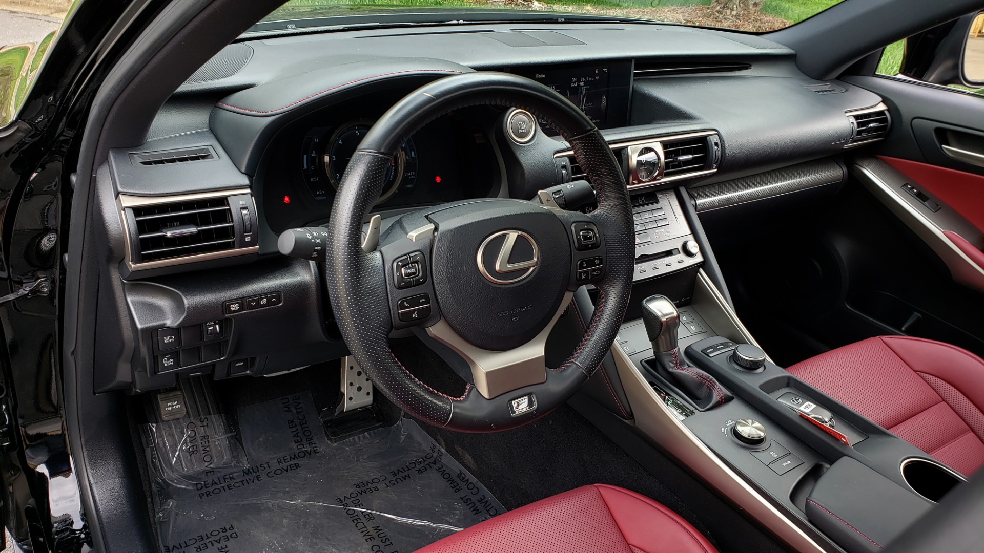 Used 2017 Lexus IS 200T F-SPORT / SUNROOF / REARVIEW / VENT SEATS for sale Sold at Formula Imports in Charlotte NC 28227 36