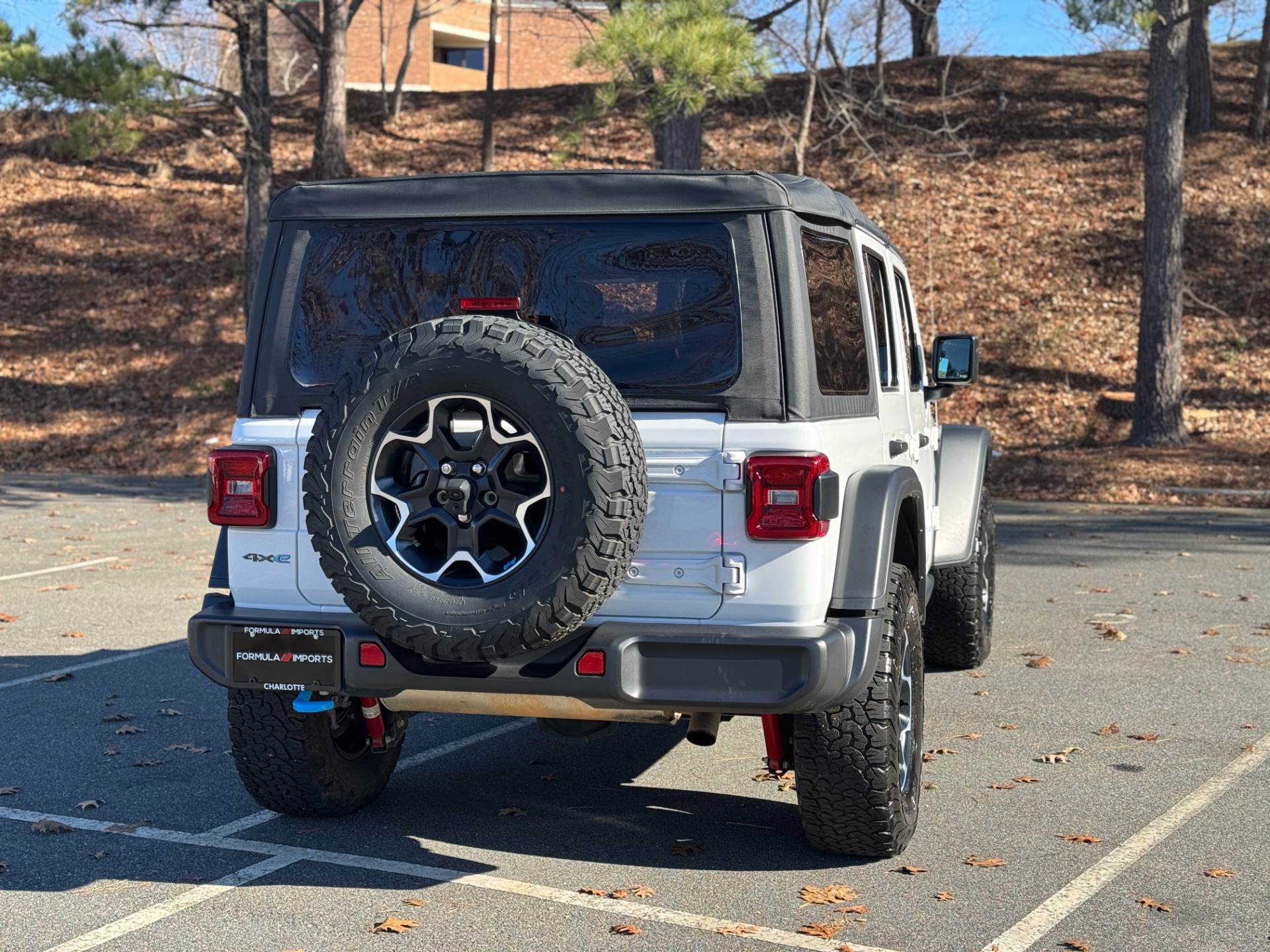 Used 2022 Jeep Wrangler 4xe Unlimited Rubicon for sale $33,000 at Formula Imports in Charlotte NC 28227 11