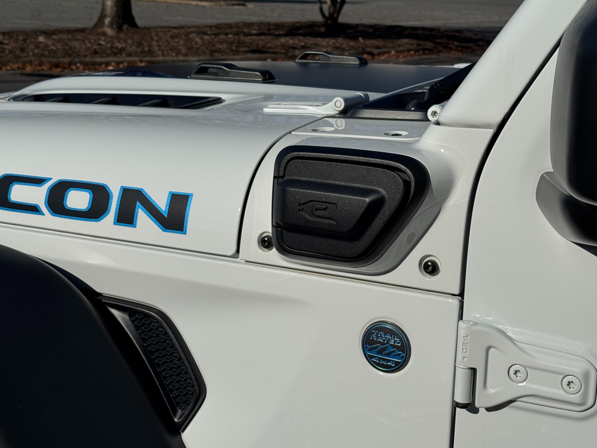 Used 2022 Jeep Wrangler 4xe Unlimited Rubicon for sale $33,000 at Formula Imports in Charlotte NC 28227 20