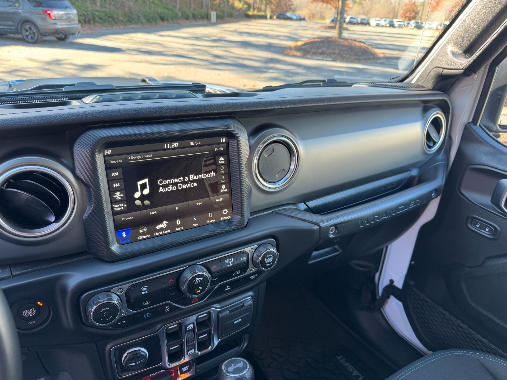 Used 2022 Jeep Wrangler 4xe Unlimited Rubicon for sale $33,000 at Formula Imports in Charlotte NC 28227 34