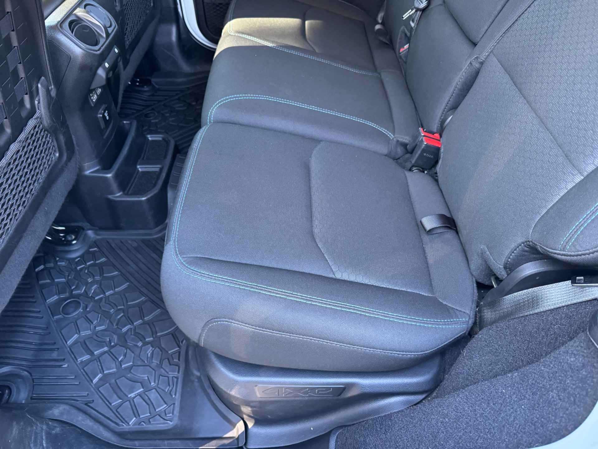 Used 2022 Jeep Wrangler 4xe Unlimited Rubicon for sale $33,000 at Formula Imports in Charlotte NC 28227 47