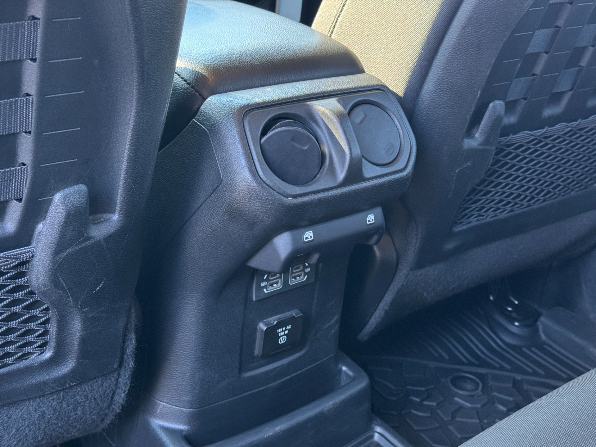 Used 2022 Jeep Wrangler 4xe Unlimited Rubicon for sale $33,000 at Formula Imports in Charlotte NC 28227 49