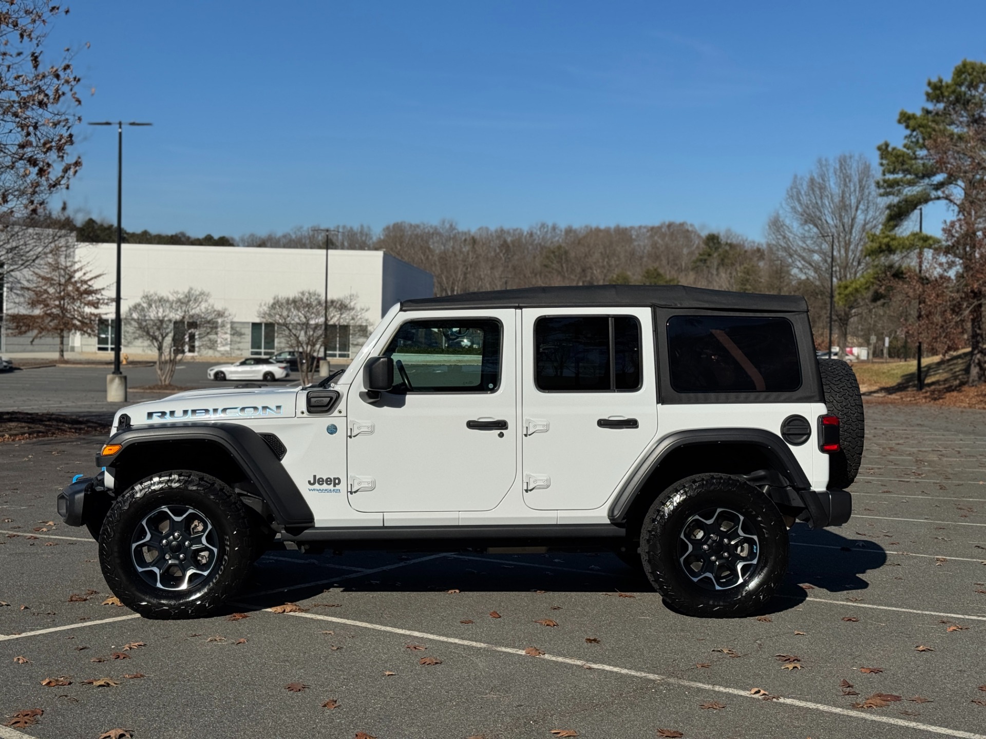 Used 2022 Jeep Wrangler 4xe Unlimited Rubicon for sale $33,000 at Formula Imports in Charlotte NC 28227 6