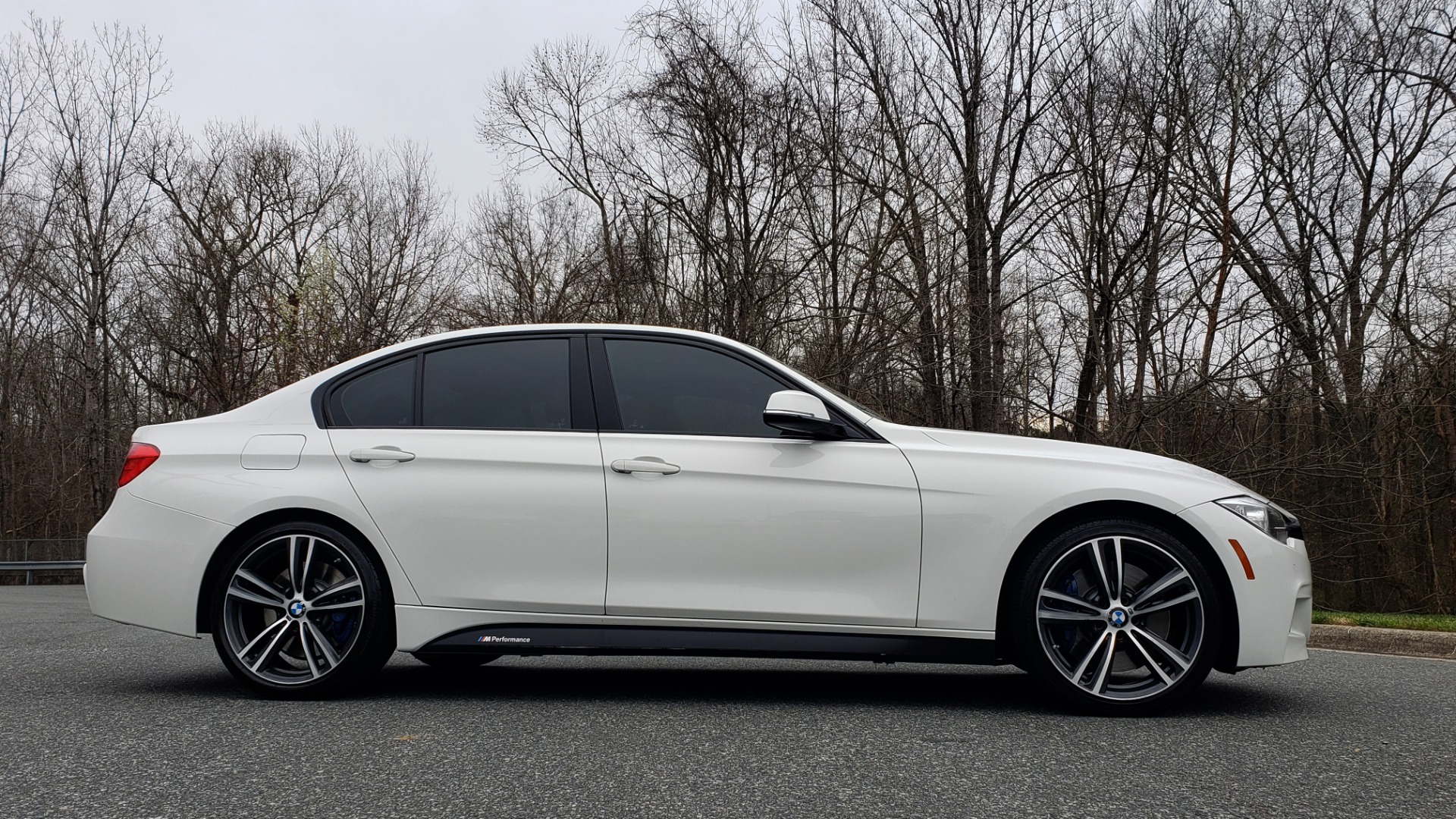 Used 2015 BMW 3 Series 335I M-SPORT / PREM PKG / HK SND / SUNROOF / REARVIEW for sale Sold at Formula Imports in Charlotte NC 28227 5