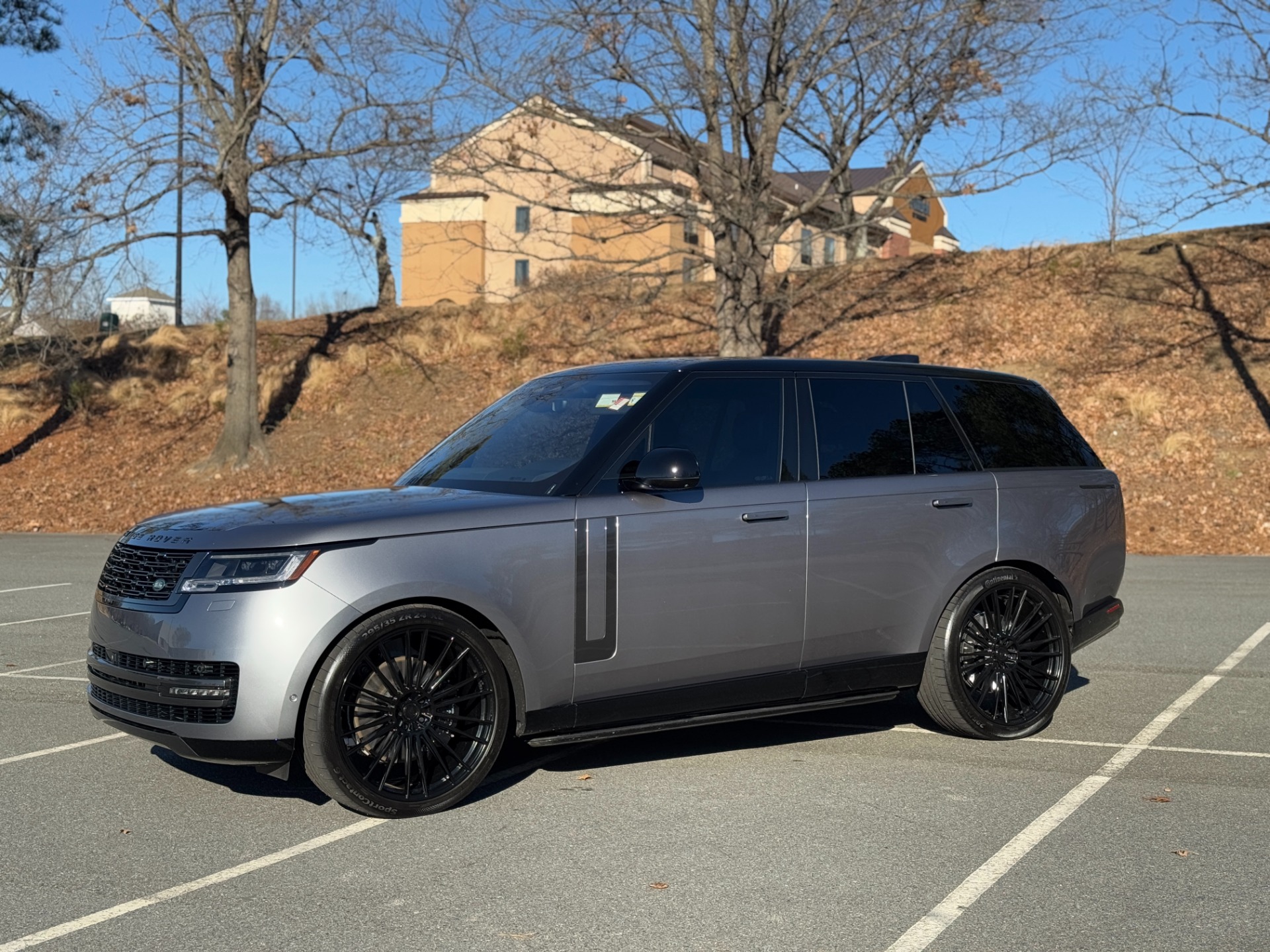 Used 2023 Land Rover Range Rover SE SHADOW EXTERIOR PKG