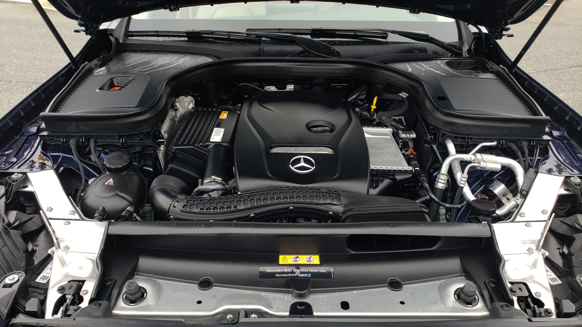 Used 2019 Mercedes-Benz GLC 300 PREMIUM / PRK ASST / NAV / PANO-ROOF / REARVIEW / HTD STS for sale Sold at Formula Imports in Charlotte NC 28227 11
