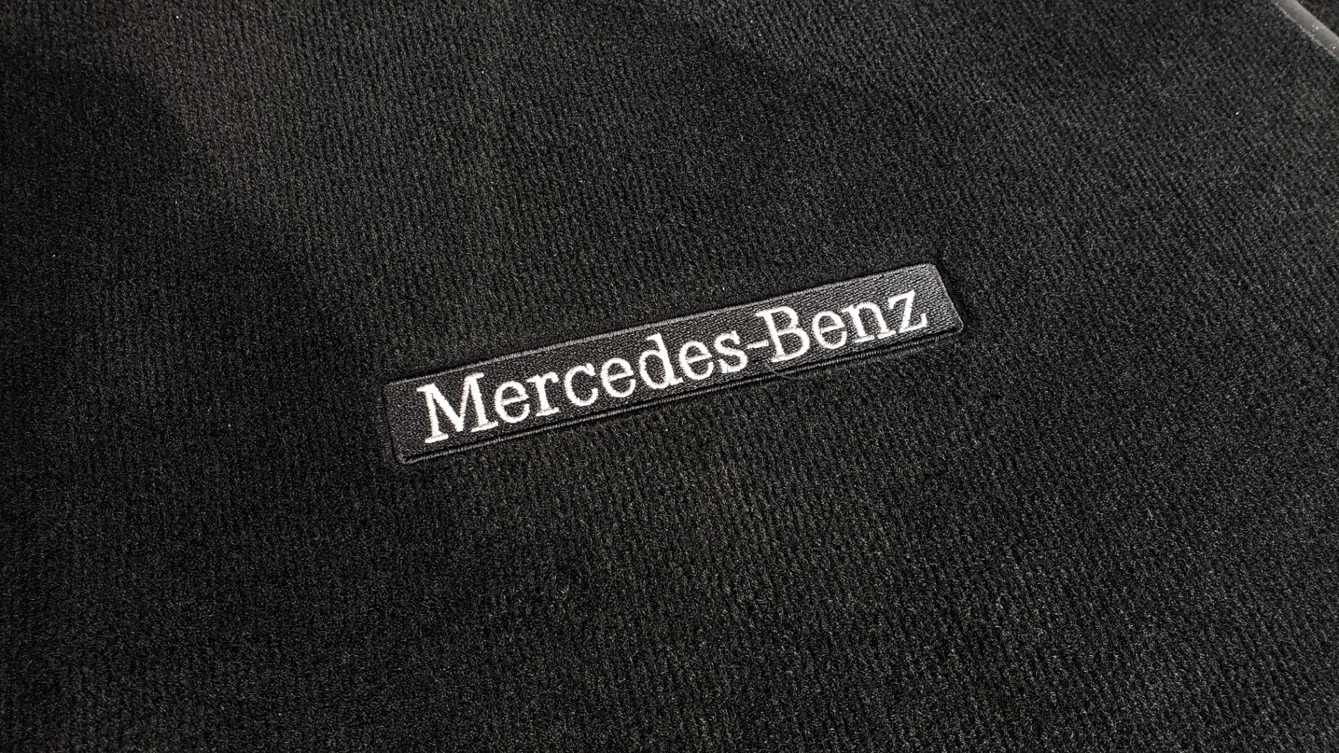 Used 2019 Mercedes-Benz GLC 300 PREMIUM / PRK ASST / NAV / PANO-ROOF / REARVIEW / HTD STS for sale Sold at Formula Imports in Charlotte NC 28227 16