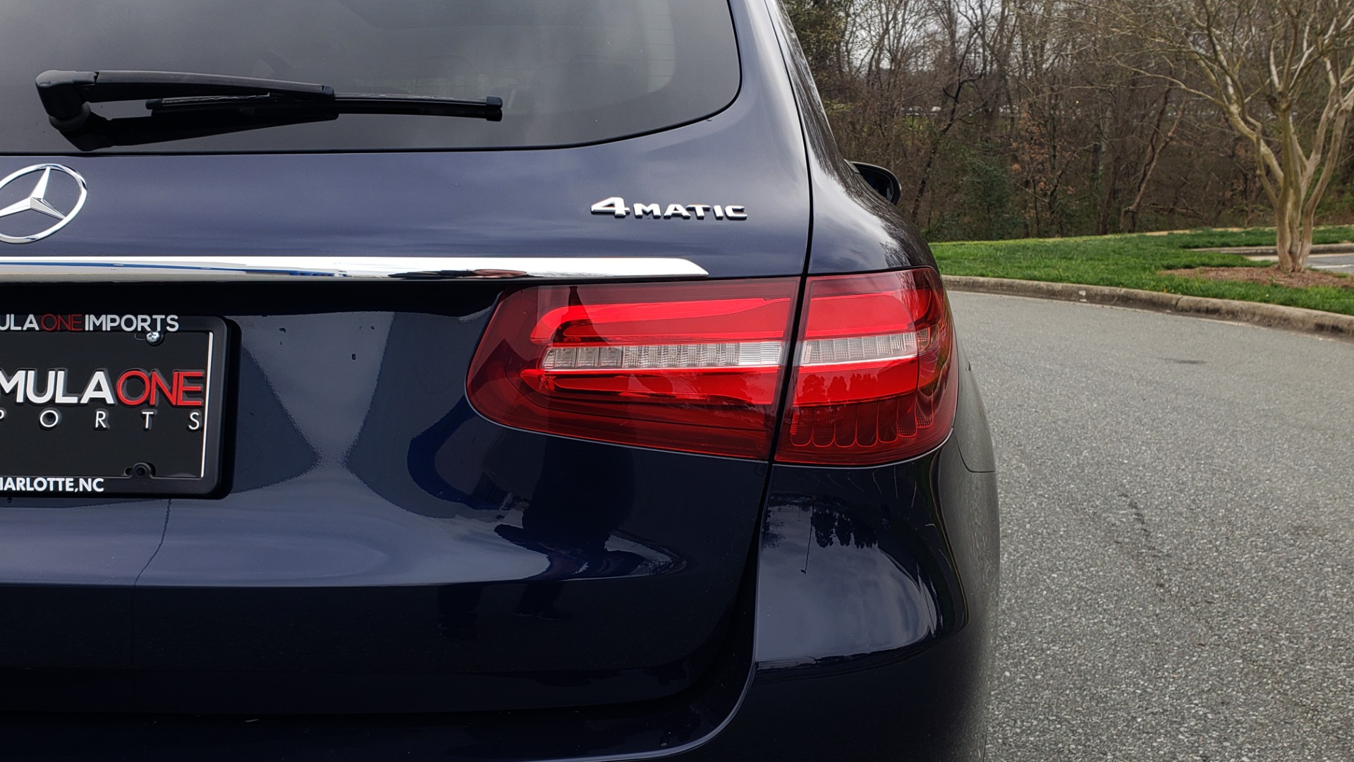 Used 2019 Mercedes-Benz GLC 300 PREMIUM / PRK ASST / NAV / PANO-ROOF / REARVIEW / HTD STS for sale Sold at Formula Imports in Charlotte NC 28227 31