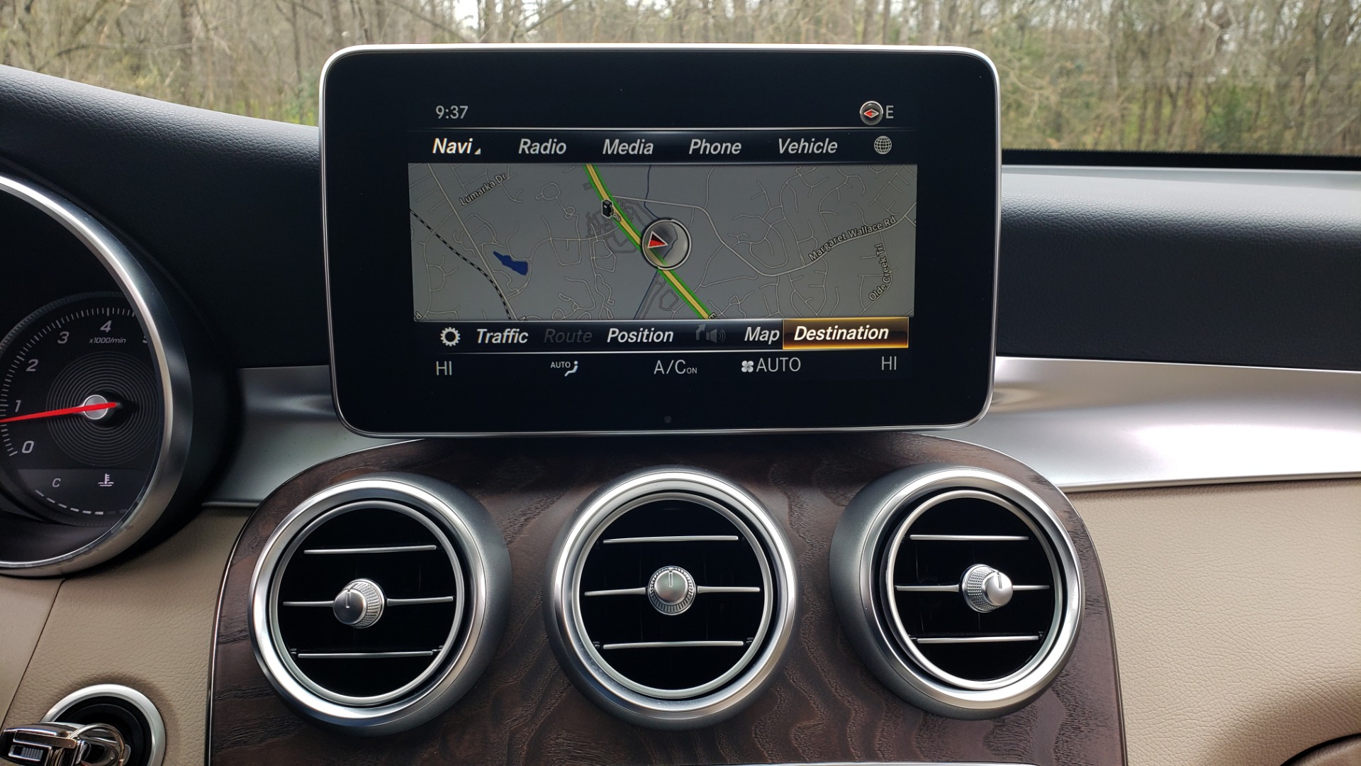 Used 2019 Mercedes-Benz GLC 300 PREMIUM / PRK ASST / NAV / PANO-ROOF / REARVIEW / HTD STS for sale Sold at Formula Imports in Charlotte NC 28227 47