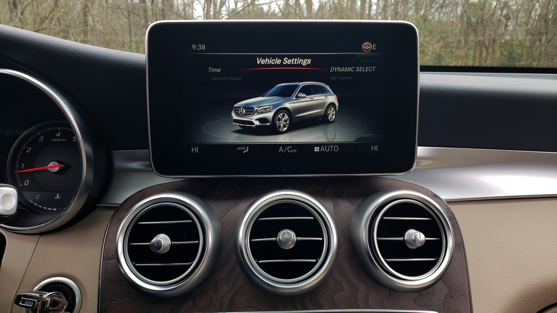 Used 2019 Mercedes-Benz GLC 300 PREMIUM / PRK ASST / NAV / PANO-ROOF / REARVIEW / HTD STS for sale Sold at Formula Imports in Charlotte NC 28227 48