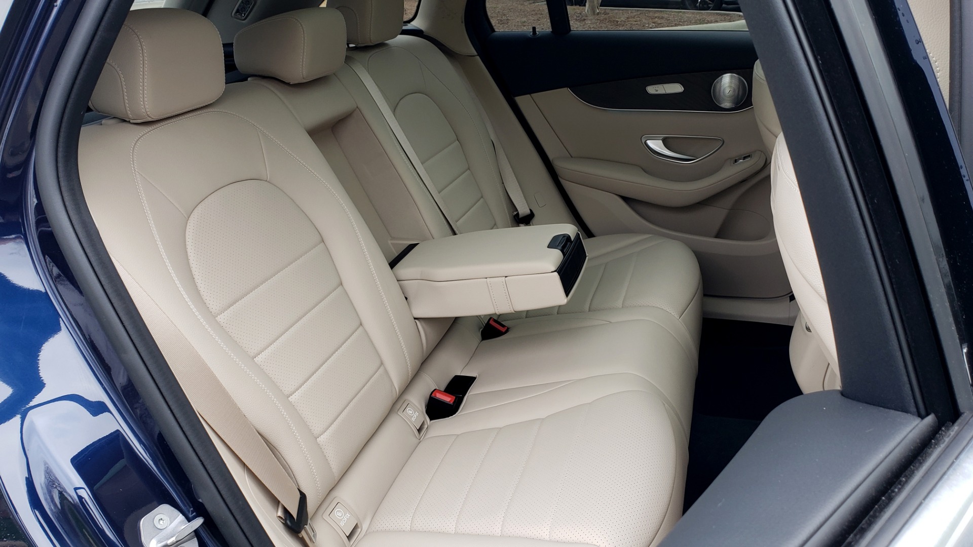 Used 2019 Mercedes-Benz GLC 300 PREMIUM / PRK ASST / NAV / PANO-ROOF / REARVIEW / HTD STS for sale Sold at Formula Imports in Charlotte NC 28227 76