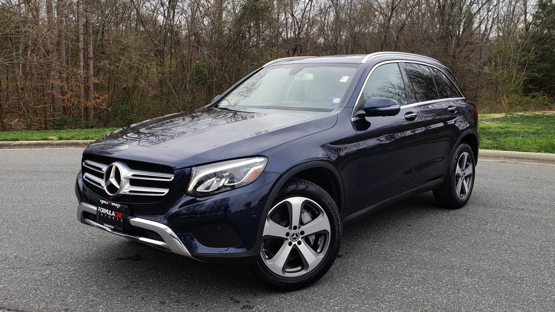 Used 2019 Mercedes-Benz GLC 300 PREMIUM / PRK ASST / NAV / PANO-ROOF / REARVIEW / HTD STS for sale Sold at Formula Imports in Charlotte NC 28227 1