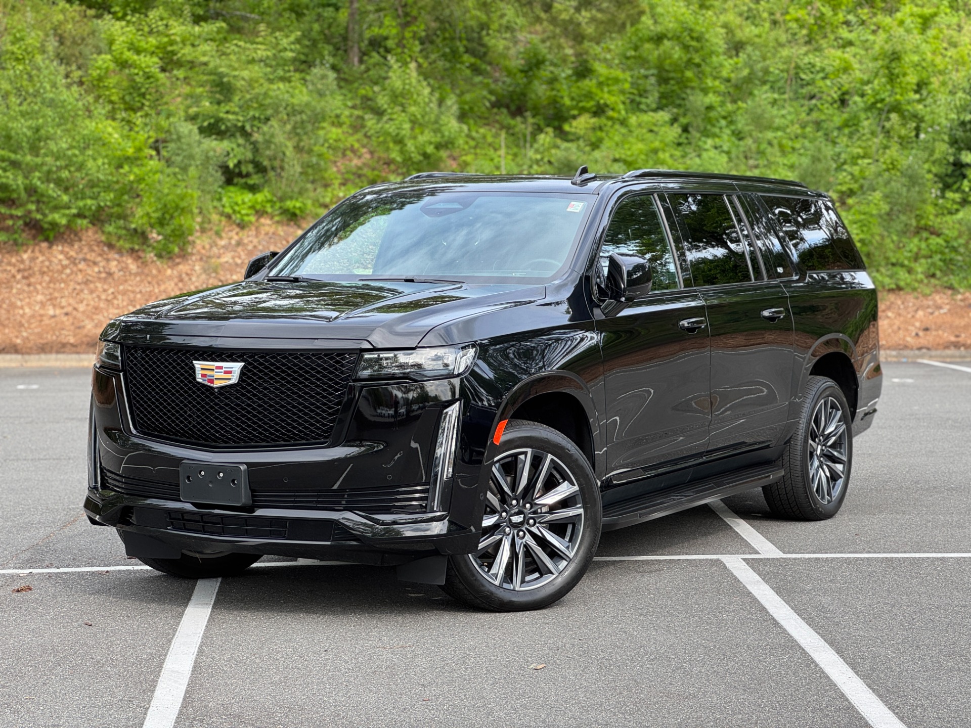Used 2023 Cadillac Escalade ESV 4WD Sport SUPER CRUISE / MAGNERIDE / MOONROOF / 22IN WHEELS for sale $72,995 at Formula Imports in Charlotte NC 28227 1