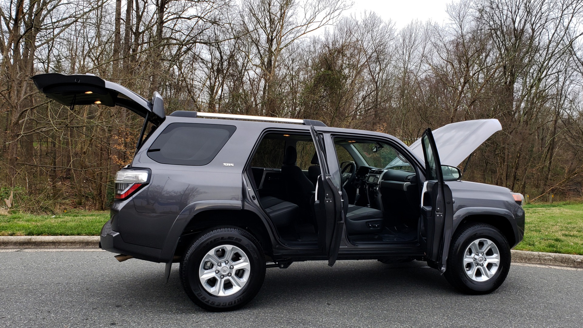 Used 2019 Toyota 4RUNNER SR5 PREMIUM 4WD / NAV / HTD STS / SUNROOF / REARVIEW for sale Sold at Formula Imports in Charlotte NC 28227 10