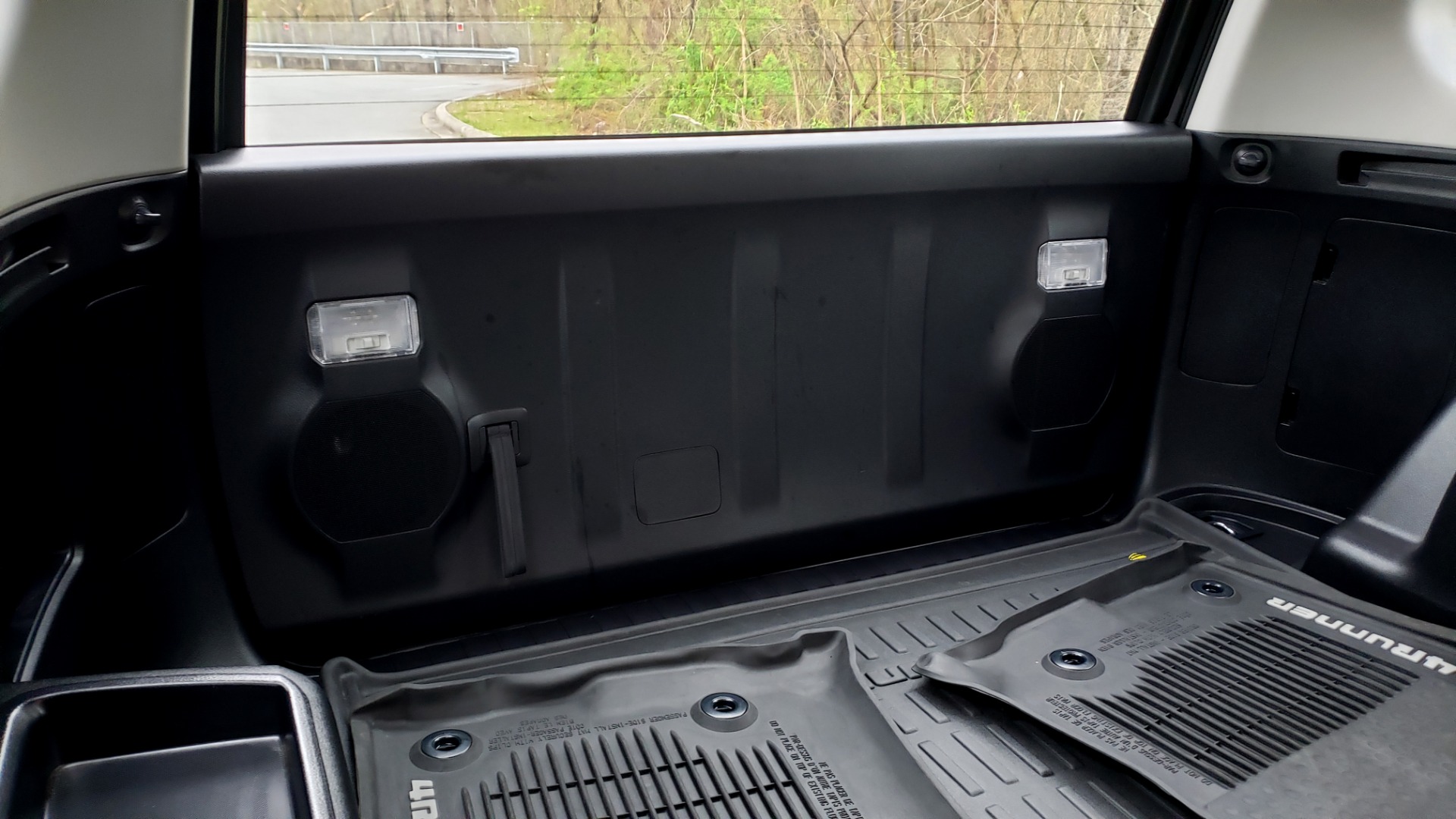 Used 2019 Toyota 4RUNNER SR5 PREMIUM 4WD / NAV / HTD STS / SUNROOF / REARVIEW for sale Sold at Formula Imports in Charlotte NC 28227 19