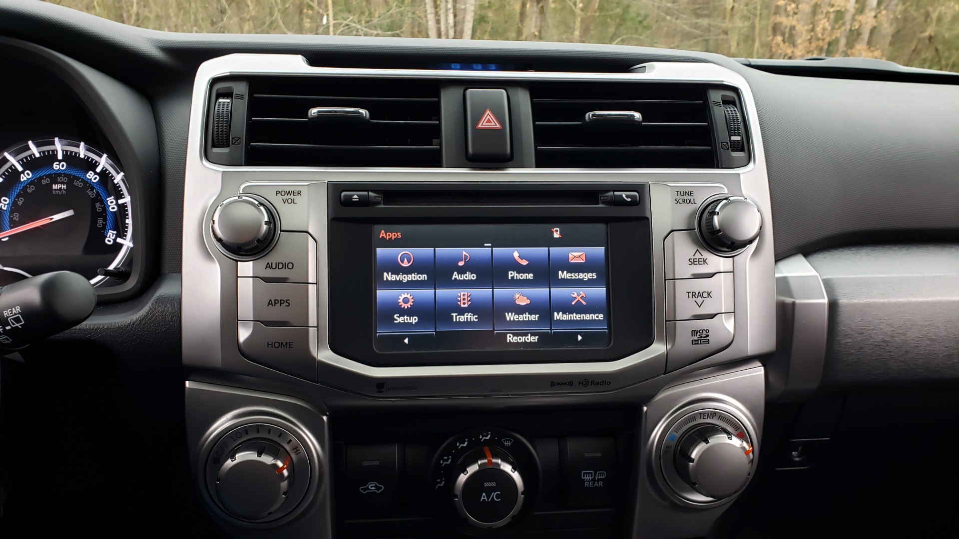 Used 2019 Toyota 4RUNNER SR5 PREMIUM 4WD / NAV / HTD STS / SUNROOF / REARVIEW for sale Sold at Formula Imports in Charlotte NC 28227 46