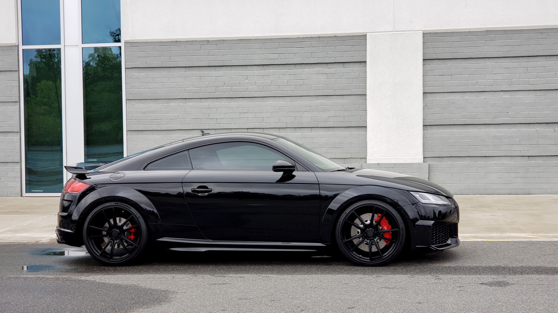 Used 2019 Audi TT RS 2.5L / QUATTRO / RS DESIGN / TECH / DYNAMIC / BLACK OPTIC / CARB for sale Sold at Formula Imports in Charlotte NC 28227 10
