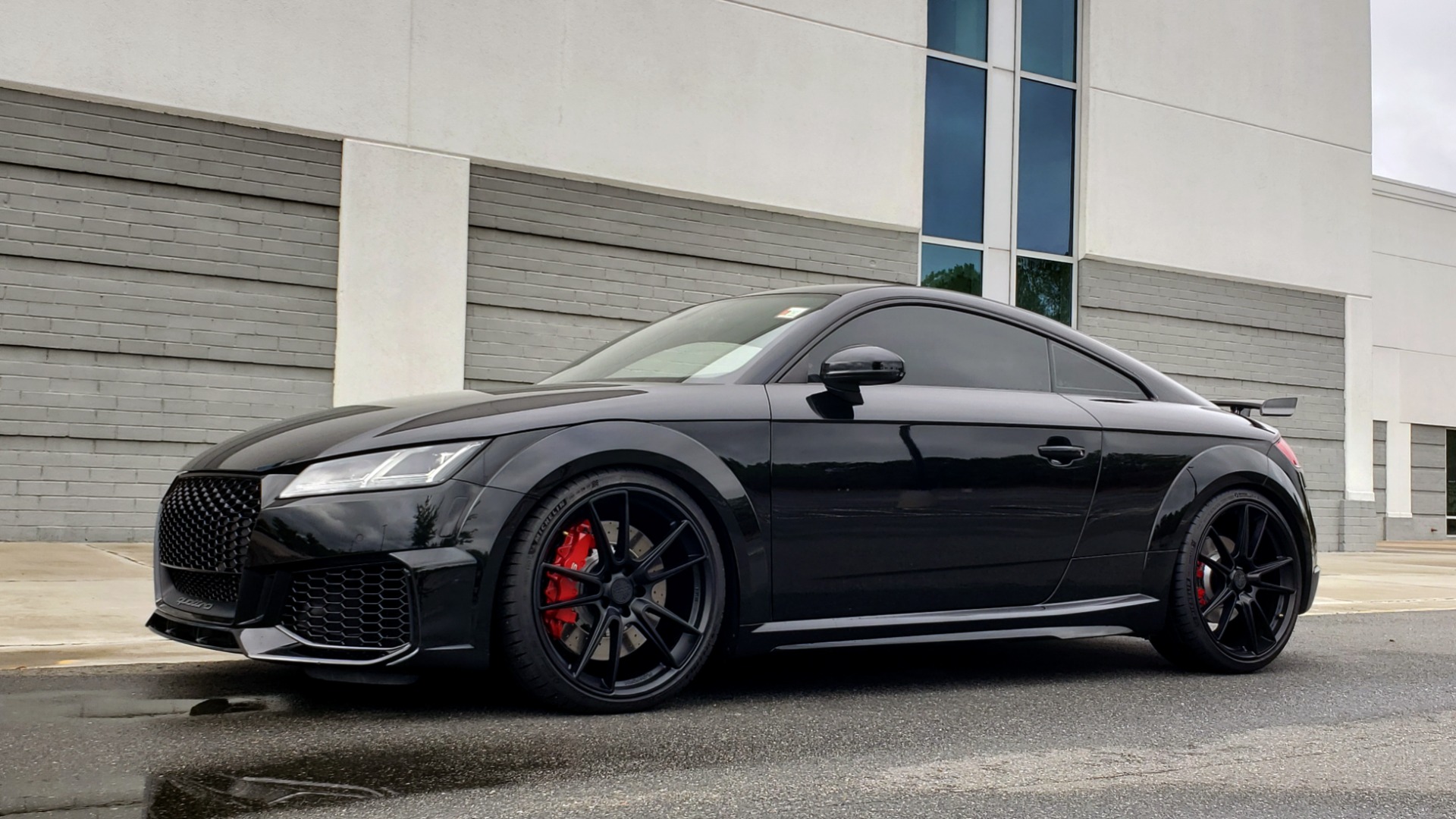 Used 2019 Audi TT RS 2.5L / QUATTRO / RS DESIGN / TECH / DYNAMIC / BLACK OPTIC / CARB for sale Sold at Formula Imports in Charlotte NC 28227 5