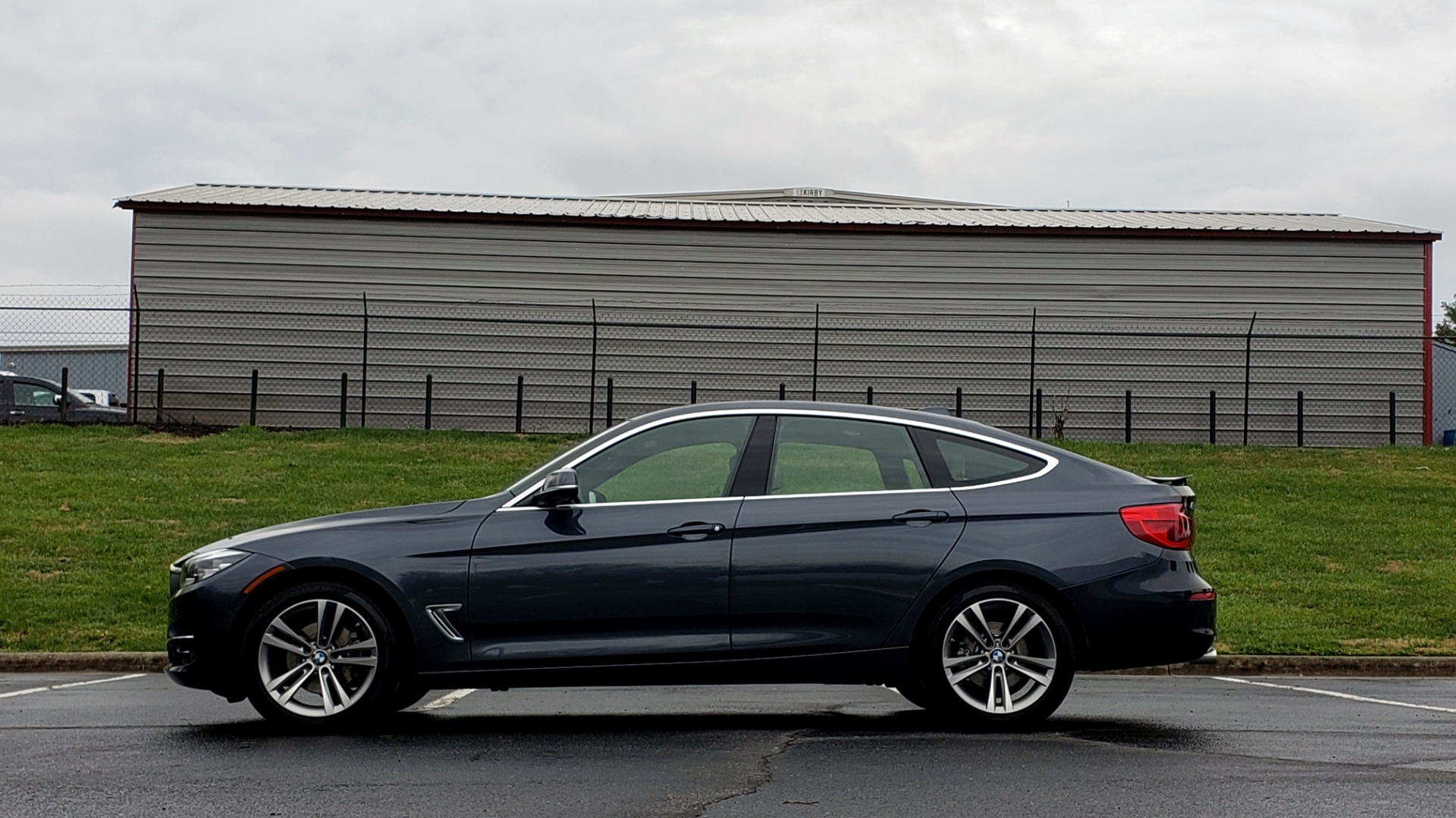 Used 2017 BMW 3 SERIES 330I XDRIVE GRANTURISMO / PREM / LUXURY / DRVR ASST / LIGHTING for sale Sold at Formula Imports in Charlotte NC 28227 2