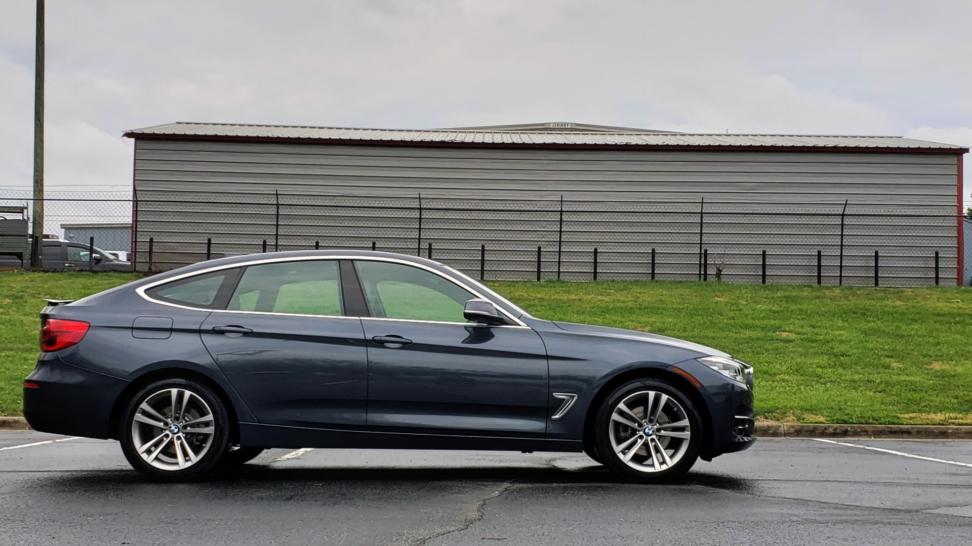 Used 2017 BMW 3 SERIES 330I XDRIVE GRANTURISMO / PREM / LUXURY / DRVR ASST / LIGHTING for sale Sold at Formula Imports in Charlotte NC 28227 5