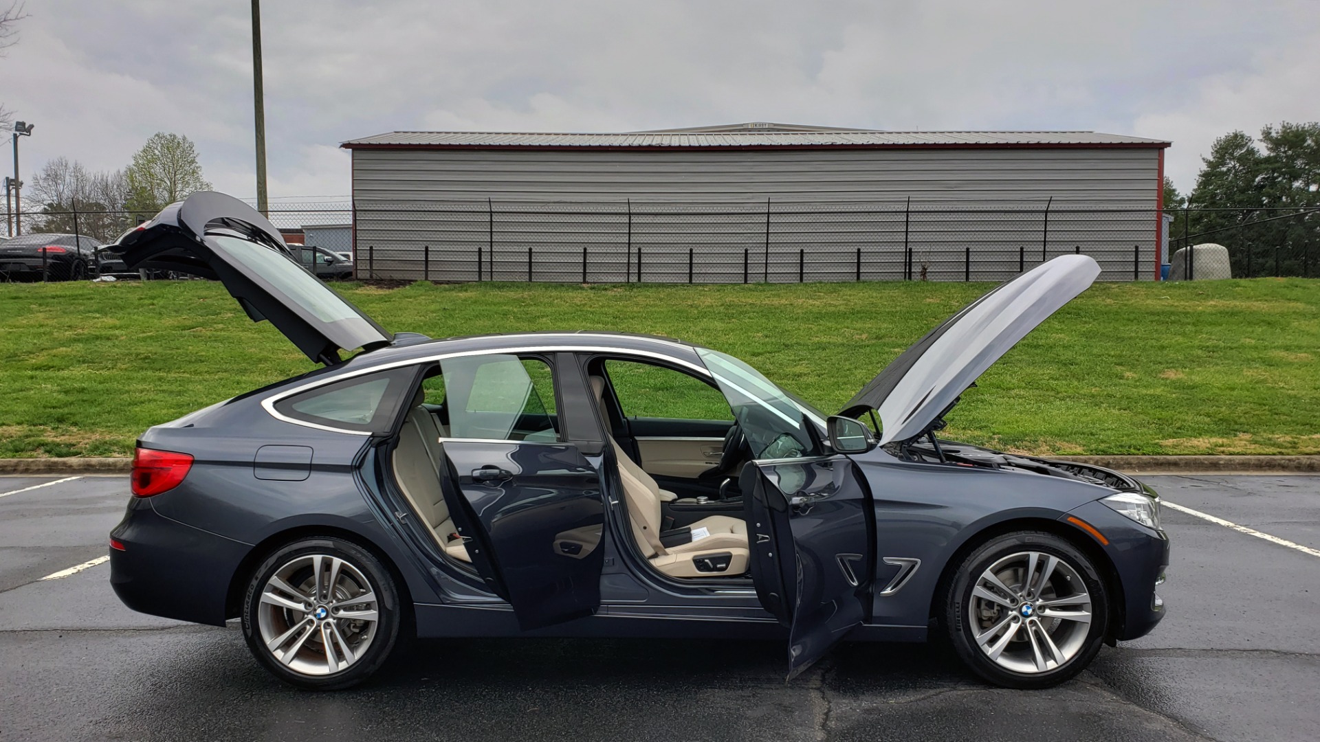 Used 2017 BMW 3 SERIES 330I XDRIVE GRANTURISMO / PREM / LUXURY / DRVR ASST / LIGHTING for sale Sold at Formula Imports in Charlotte NC 28227 9