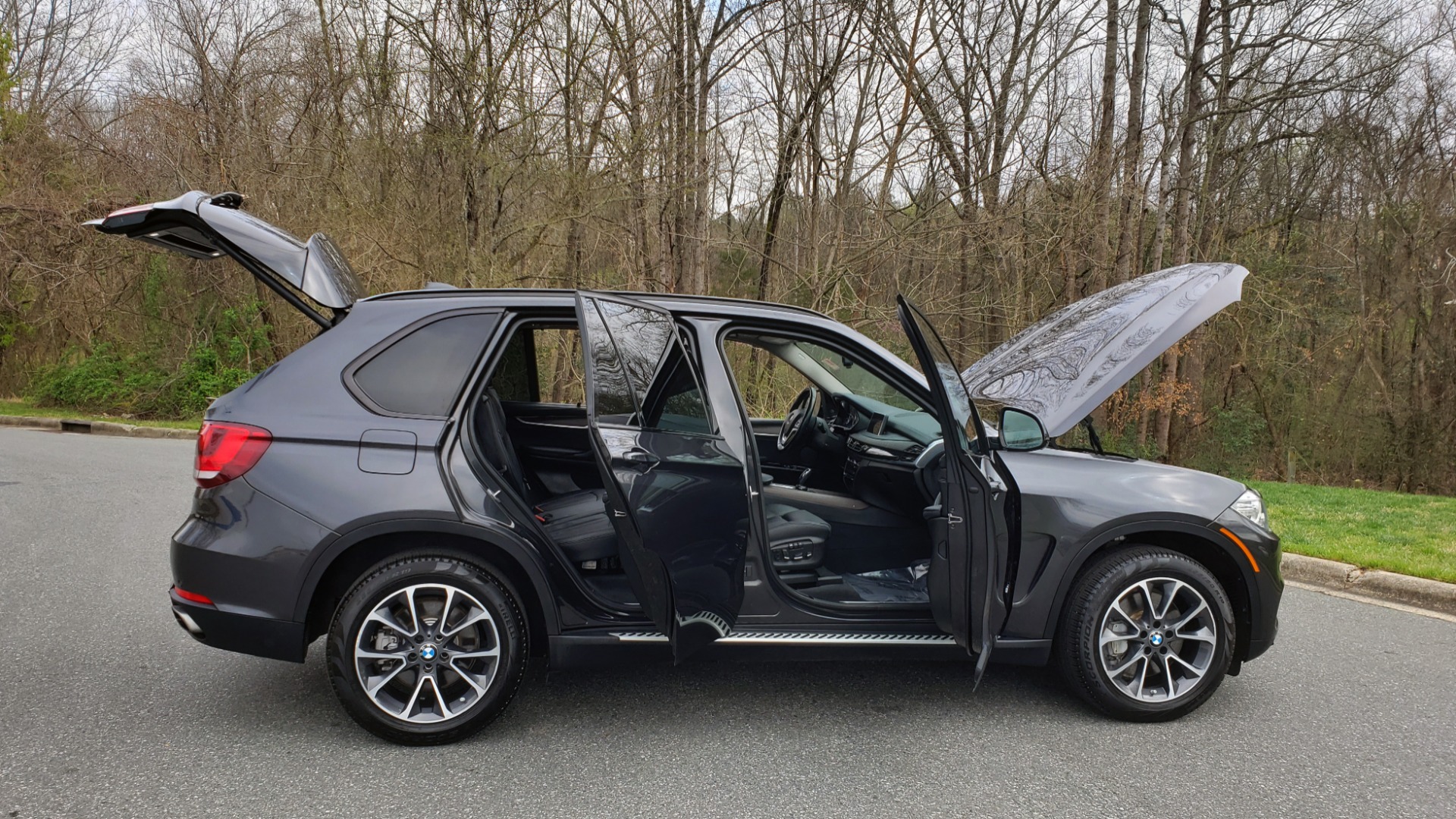 Used 2016 BMW X5 XDRIVE50I / EXEC PKG / DYN HANDLING / CLD WTHR / X-LINE for sale Sold at Formula Imports in Charlotte NC 28227 10