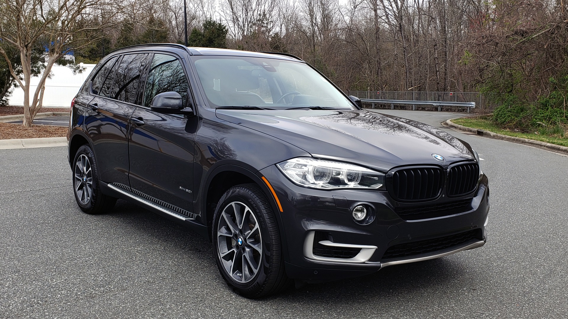 Used 2016 BMW X5 XDRIVE50I / EXEC PKG / DYN HANDLING / CLD WTHR / X-LINE for sale Sold at Formula Imports in Charlotte NC 28227 4