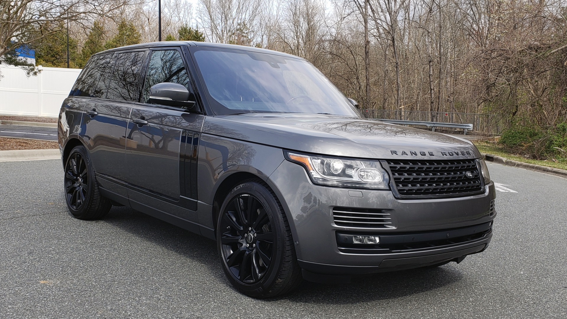Used 2016 Land Rover RANGE ROVER SUPERCHARGED V8 / NAV / PANO-ROOF / REARVIEW for sale Sold at Formula Imports in Charlotte NC 28227 11