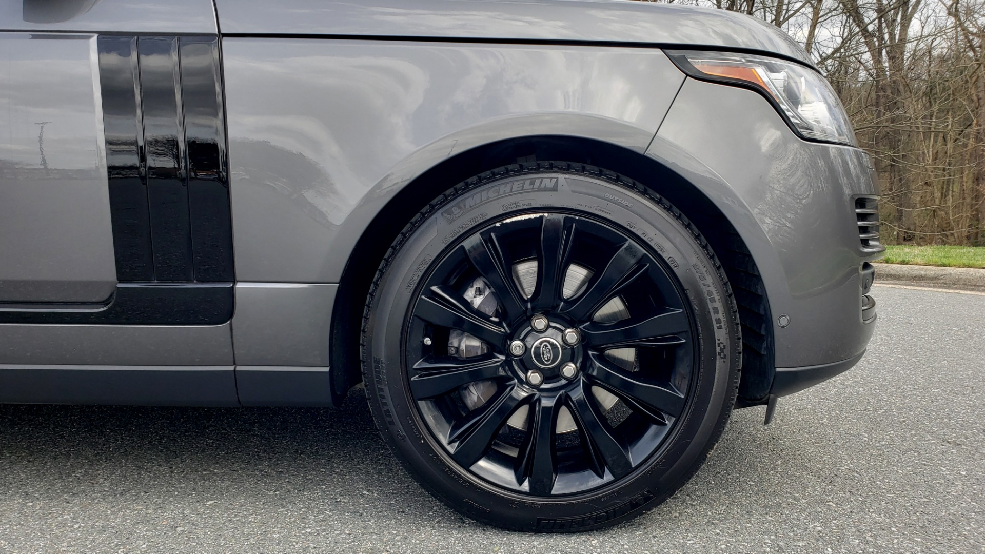 Used 2016 Land Rover RANGE ROVER SUPERCHARGED V8 / NAV / PANO-ROOF / REARVIEW for sale Sold at Formula Imports in Charlotte NC 28227 13