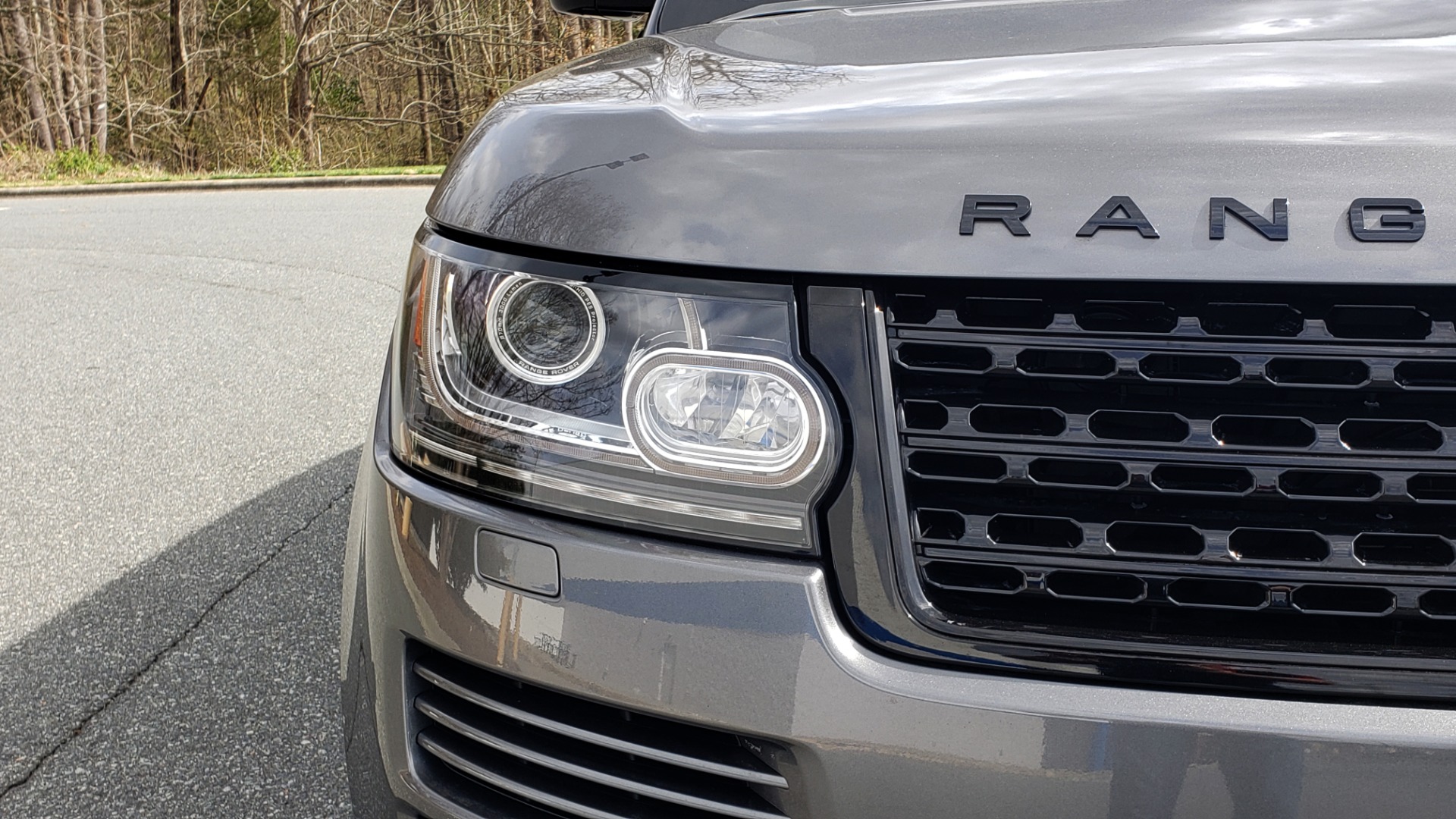 Used 2016 Land Rover RANGE ROVER SUPERCHARGED V8 / NAV / PANO-ROOF / REARVIEW for sale Sold at Formula Imports in Charlotte NC 28227 27