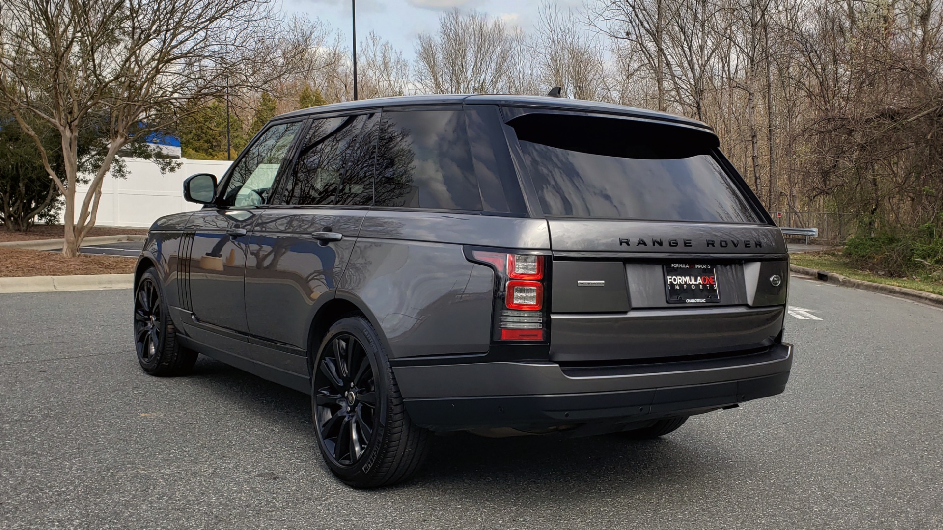 Used 2016 Land Rover RANGE ROVER SUPERCHARGED V8 / NAV / PANO-ROOF / REARVIEW for sale Sold at Formula Imports in Charlotte NC 28227 3