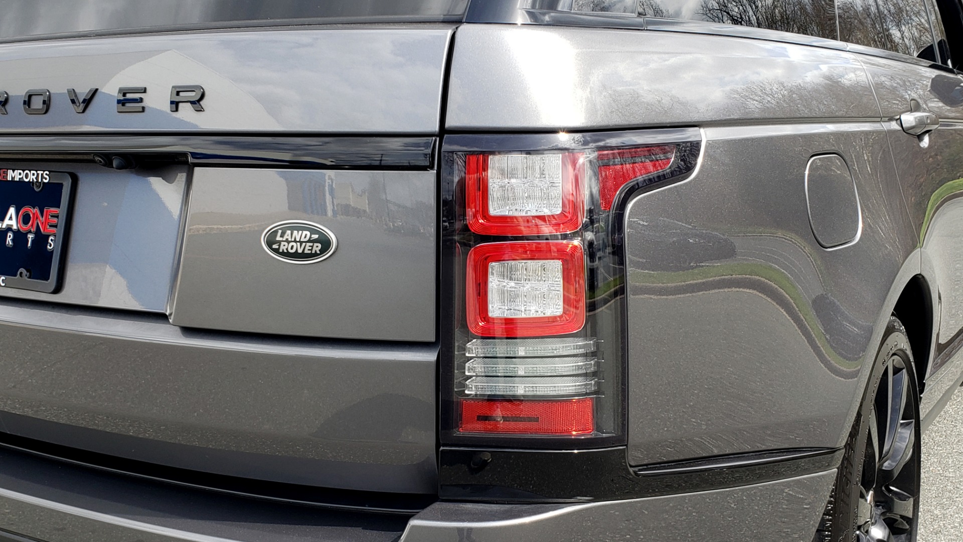 Used 2016 Land Rover RANGE ROVER SUPERCHARGED V8 / NAV / PANO-ROOF / REARVIEW for sale Sold at Formula Imports in Charlotte NC 28227 35