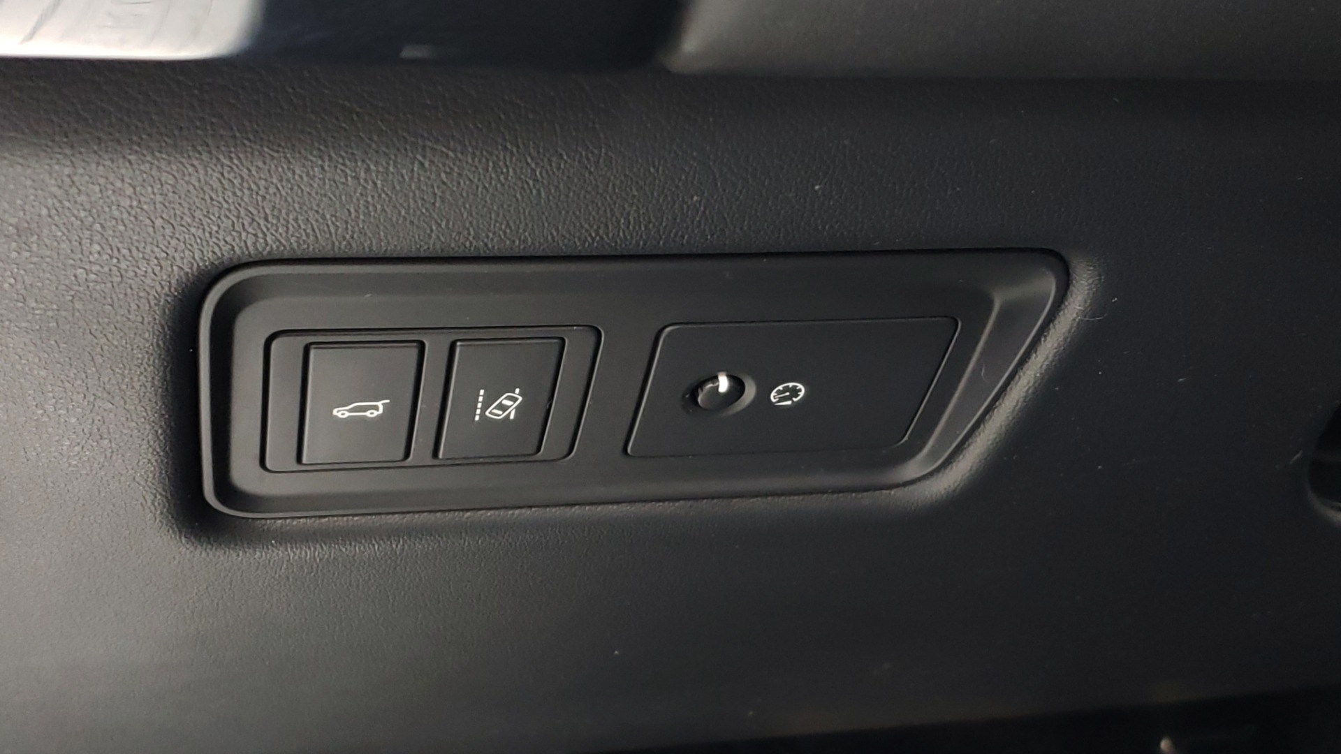 Used 2016 Land Rover RANGE ROVER SUPERCHARGED V8 / NAV / PANO-ROOF / REARVIEW for sale Sold at Formula Imports in Charlotte NC 28227 45