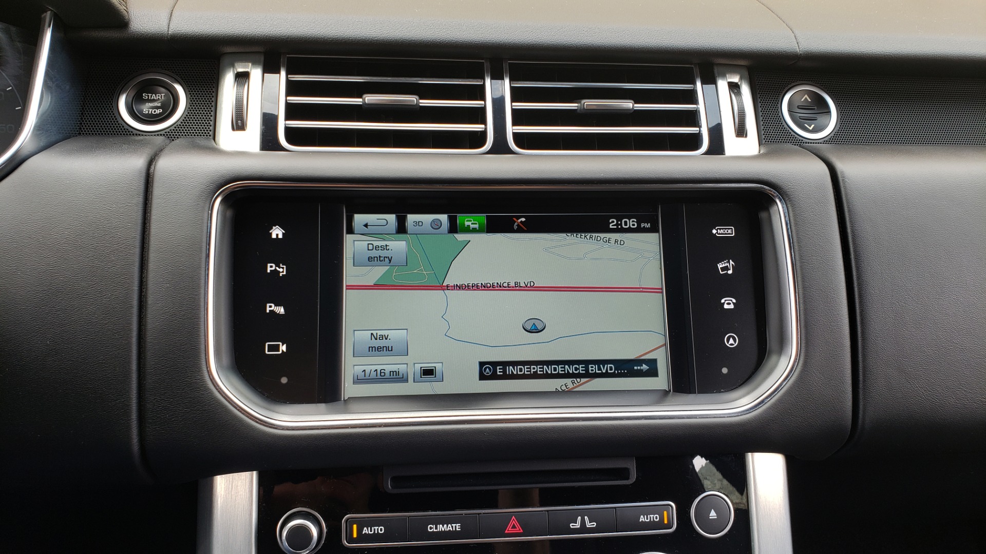 Used 2016 Land Rover RANGE ROVER SUPERCHARGED V8 / NAV / PANO-ROOF / REARVIEW for sale Sold at Formula Imports in Charlotte NC 28227 52