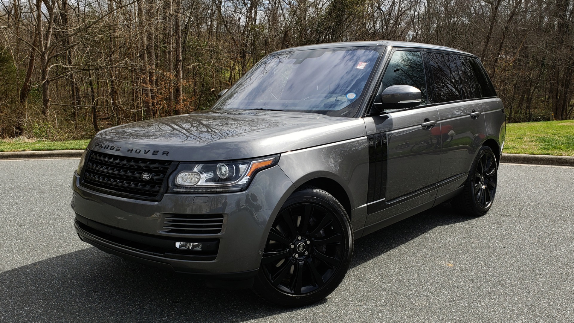Used 2016 Land Rover RANGE ROVER SUPERCHARGED V8 / NAV / PANO-ROOF / REARVIEW for sale Sold at Formula Imports in Charlotte NC 28227 1