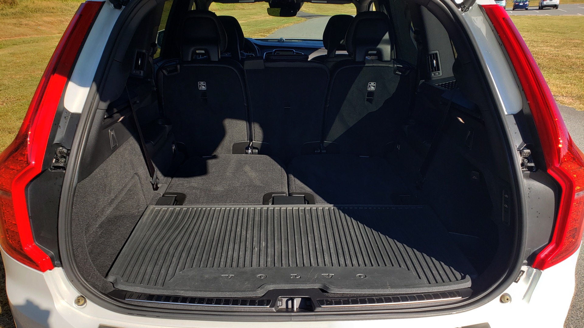 Used 2017 Volvo XC90 INSCRIPTION / AWD / NAV / SUNROOF / 3-ROW / CAMERA for sale Sold at Formula Imports in Charlotte NC 28227 30