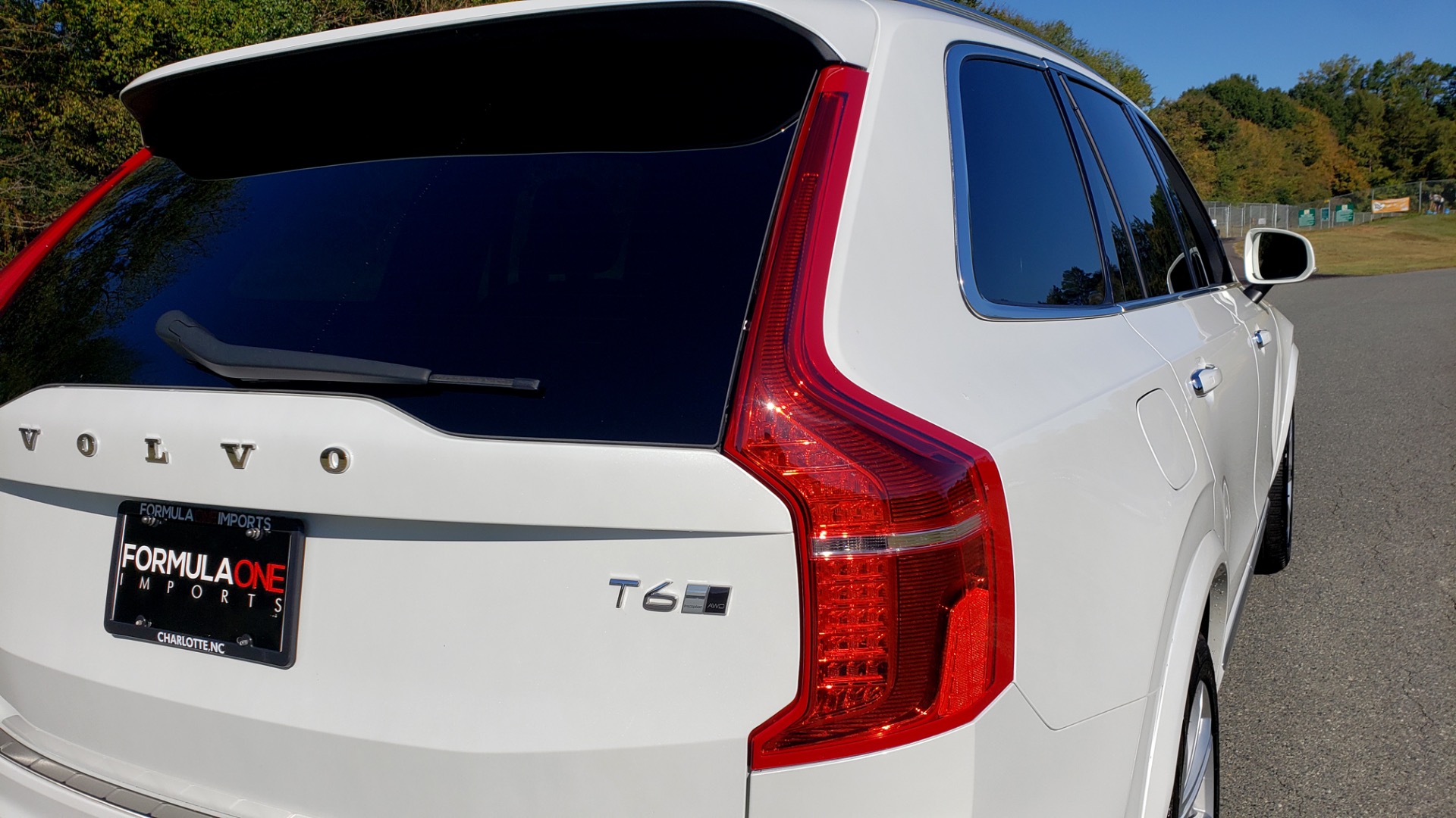 Used 2017 Volvo XC90 INSCRIPTION / AWD / NAV / SUNROOF / 3-ROW / CAMERA for sale Sold at Formula Imports in Charlotte NC 28227 37
