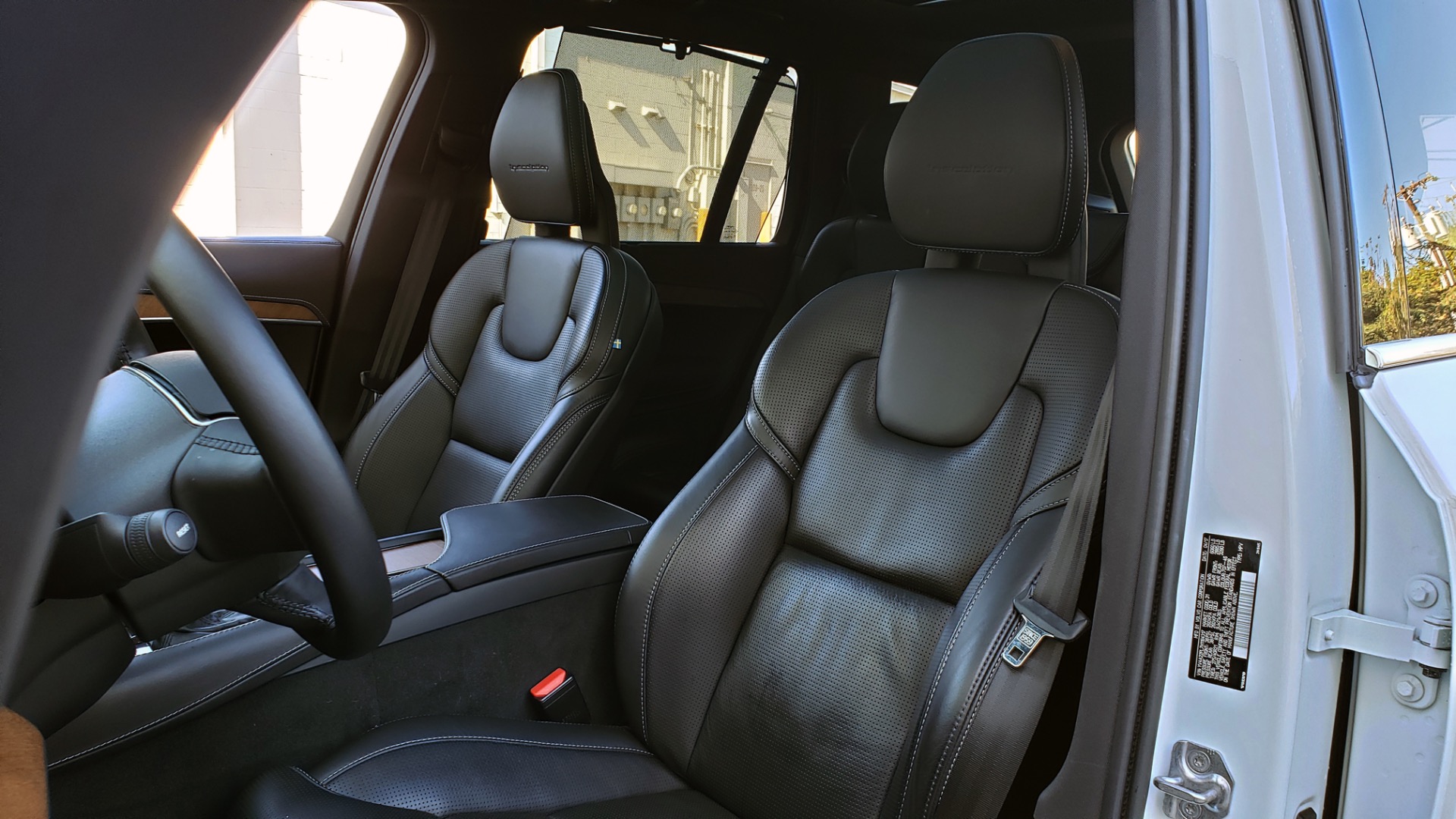 Used 2017 Volvo XC90 INSCRIPTION / AWD / NAV / SUNROOF / 3-ROW / CAMERA for sale Sold at Formula Imports in Charlotte NC 28227 42