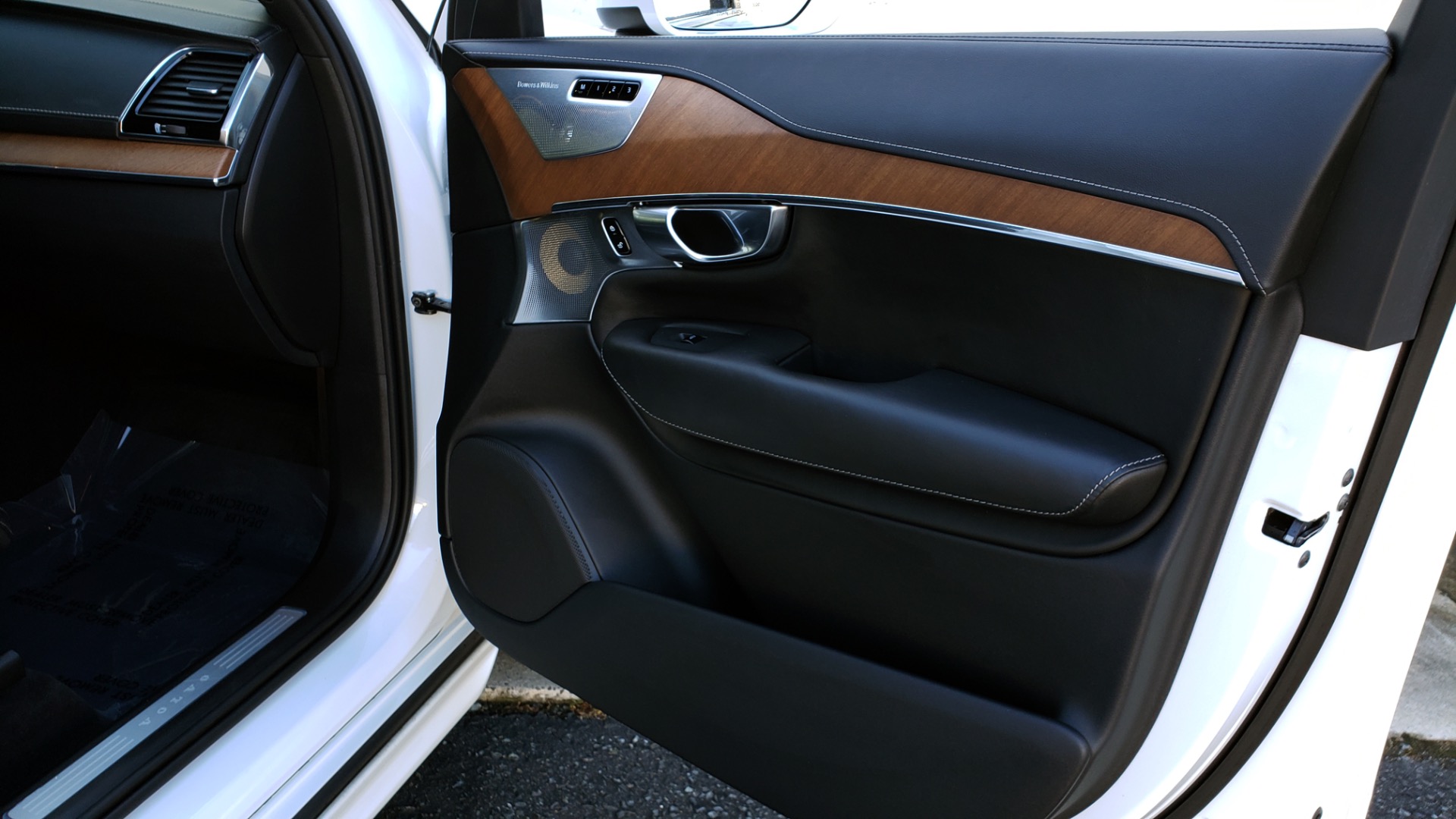 Used 2017 Volvo XC90 INSCRIPTION / AWD / NAV / SUNROOF / 3-ROW / CAMERA for sale Sold at Formula Imports in Charlotte NC 28227 68