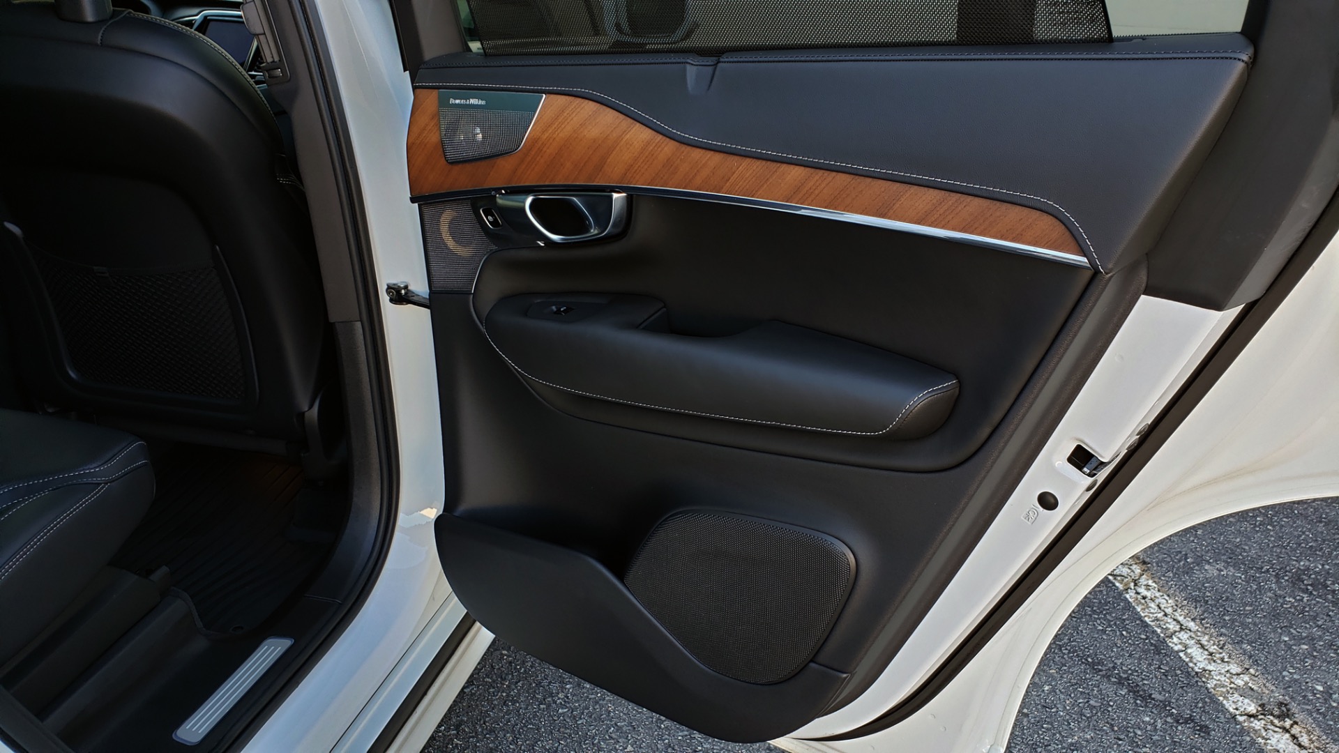 Used 2017 Volvo XC90 INSCRIPTION / AWD / NAV / SUNROOF / 3-ROW / CAMERA for sale Sold at Formula Imports in Charlotte NC 28227 77