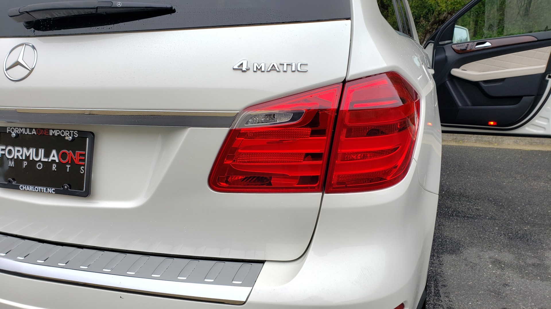Used 2015 Mercedes-Benz GL-Class GL 450 4MATIC PREMIUM / NAV / PANO-ROOF / LANE TRACK / PARK ASST for sale Sold at Formula Imports in Charlotte NC 28227 30