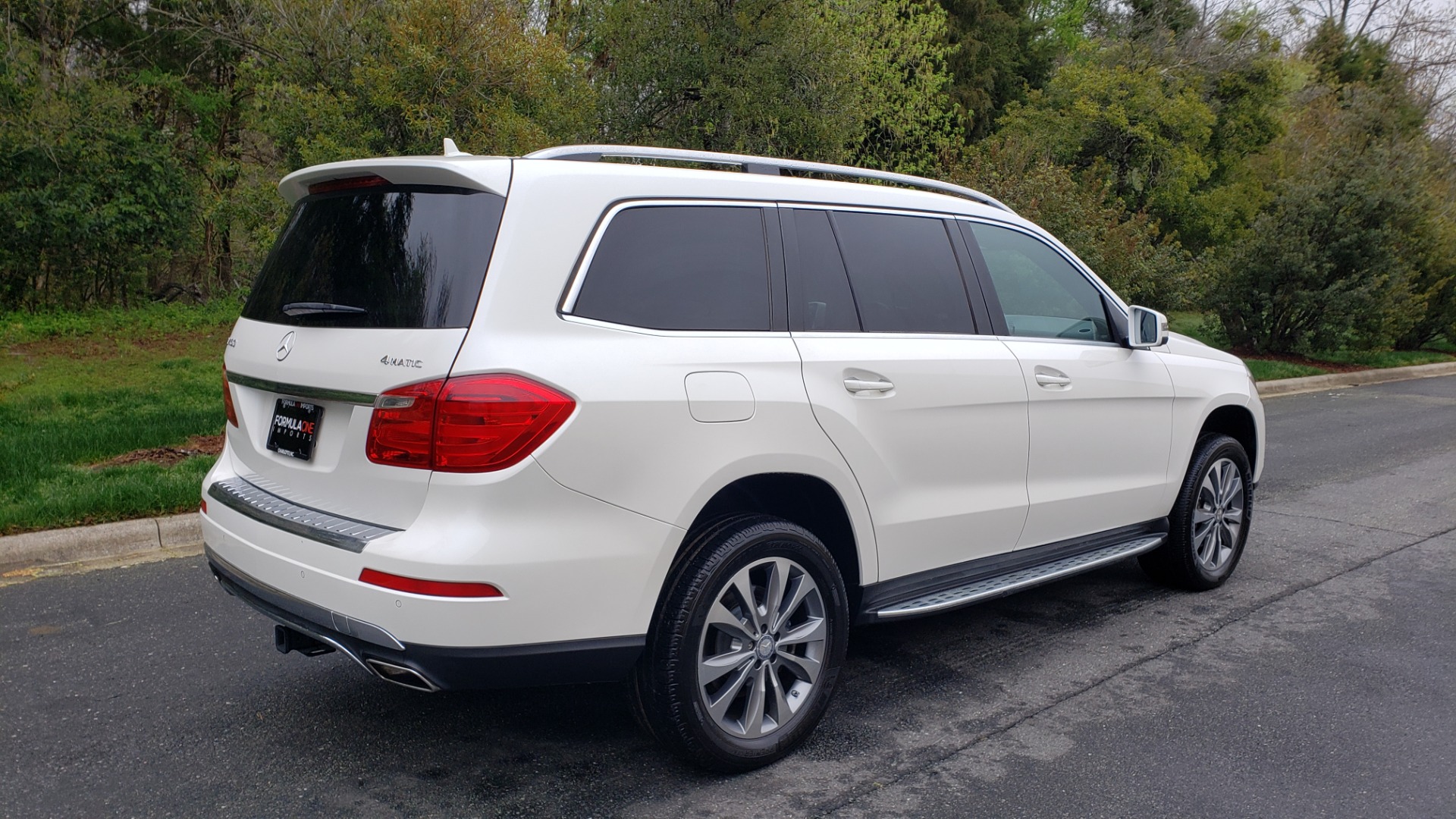Used 2015 Mercedes-Benz GL-Class GL 450 4MATIC PREMIUM / NAV / PANO-ROOF / LANE TRACK / PARK ASST for sale Sold at Formula Imports in Charlotte NC 28227 6