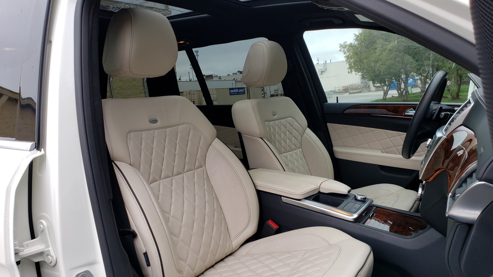 Used 2015 Mercedes-Benz GL-Class GL 450 4MATIC PREMIUM / NAV / PANO-ROOF / LANE TRACK / PARK ASST for sale Sold at Formula Imports in Charlotte NC 28227 72