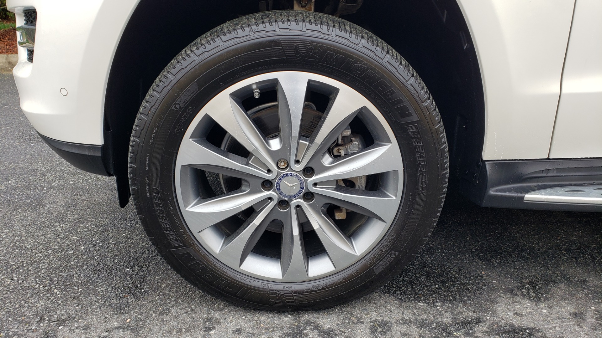 Used 2015 Mercedes-Benz GL-Class GL 450 4MATIC PREMIUM / NAV / PANO-ROOF / LANE TRACK / PARK ASST for sale Sold at Formula Imports in Charlotte NC 28227 82