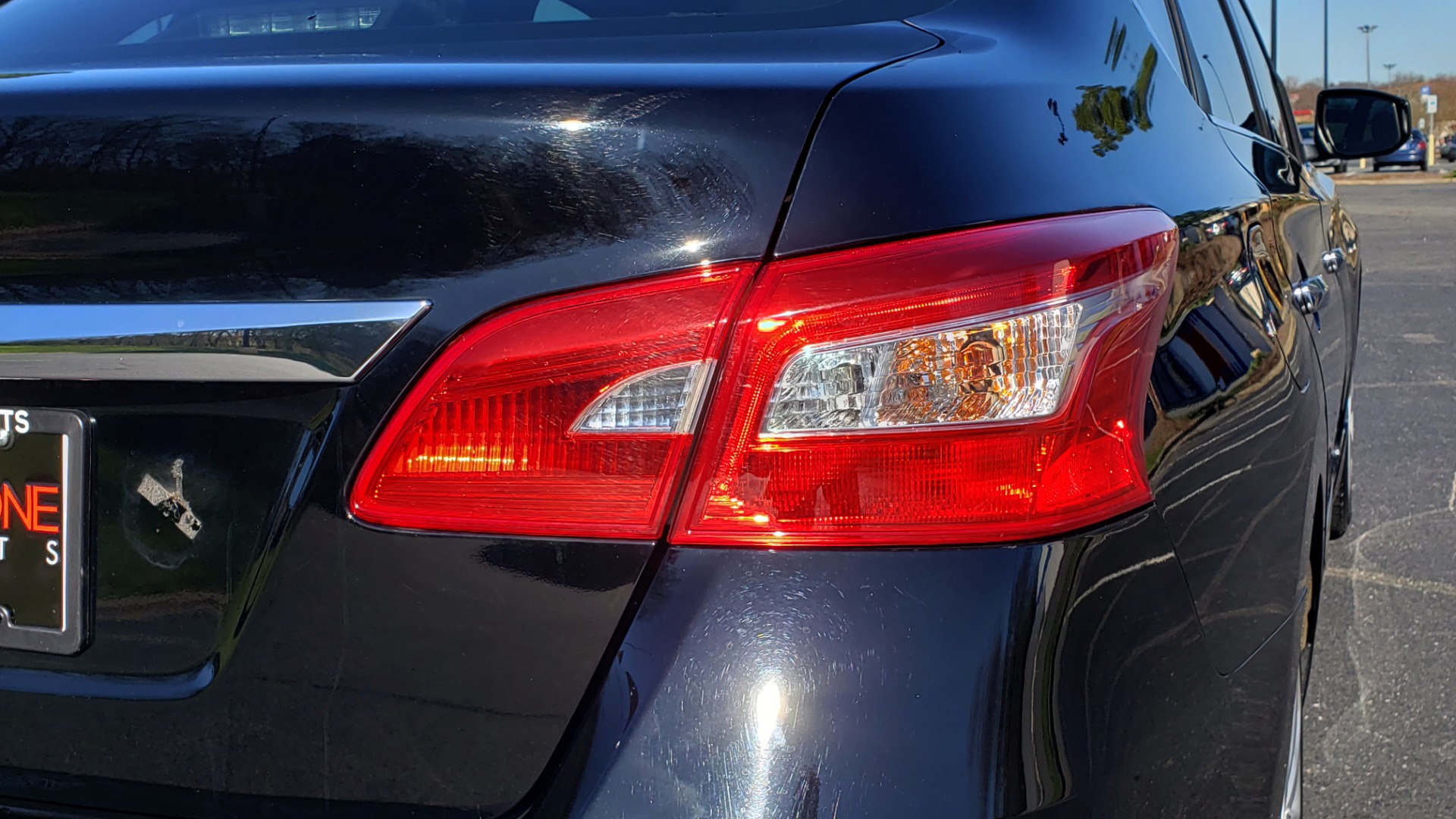 Used 2016 Nissan SENTRA S / FWD / CVT AUTO TRANS / 4-CYL / VERY CLEAN! for sale Sold at Formula Imports in Charlotte NC 28227 19