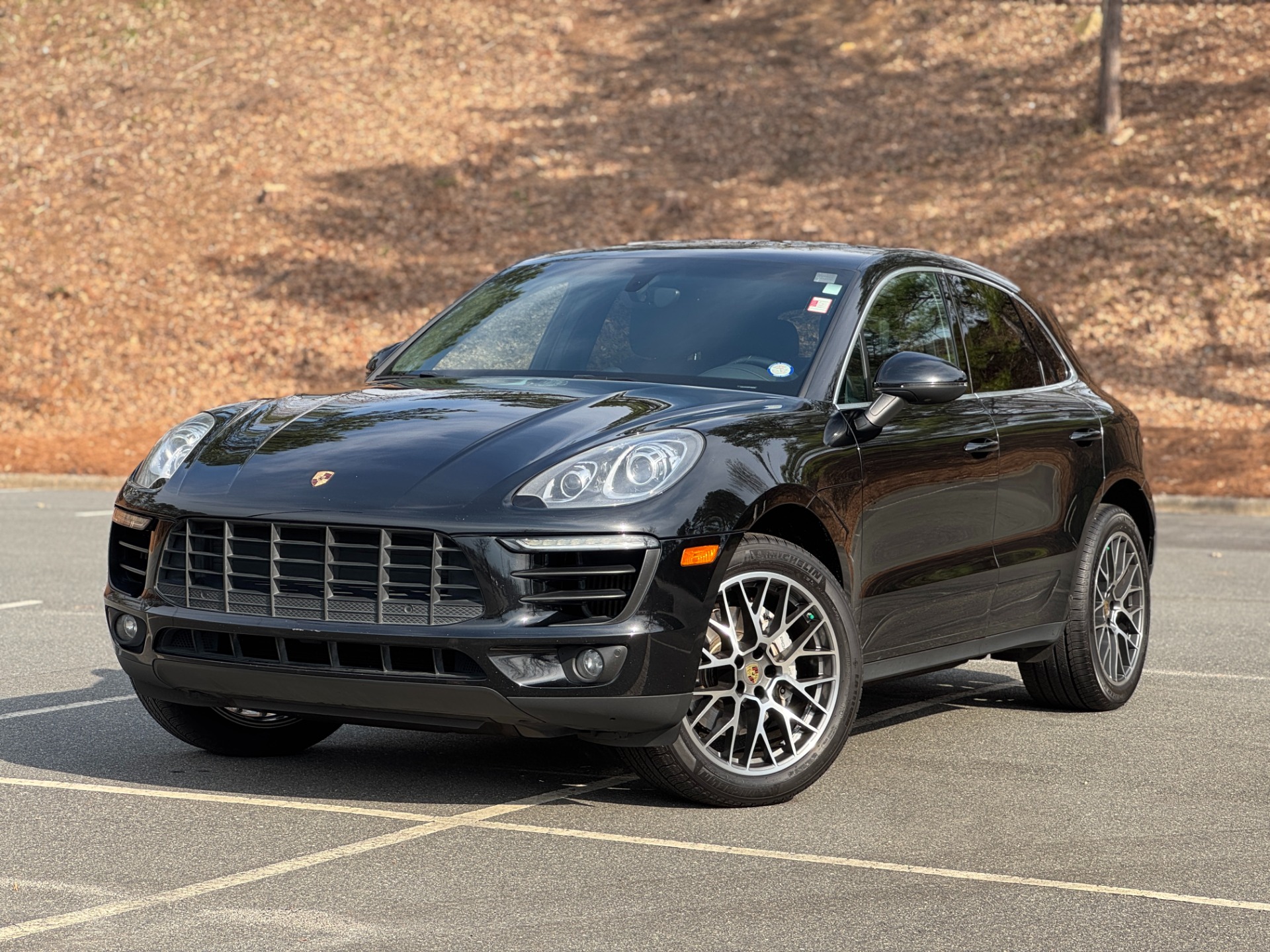 Used 2015 Porsche Macan S PREMIUM PKG / 20IN RS WHEELS / BOSE SOUND for sale Sold at Formula Imports in Charlotte NC 28227 1