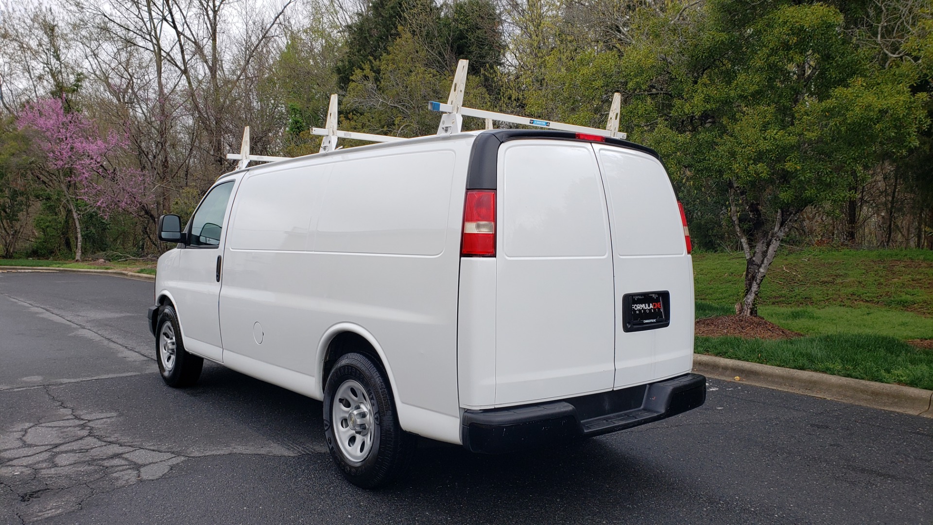 Used 2012 Chevrolet EXPRESS CARGO VAN V6 / AUTO RWD / ROOF RACK / STORAGE RACKS for sale Sold at Formula Imports in Charlotte NC 28227 3