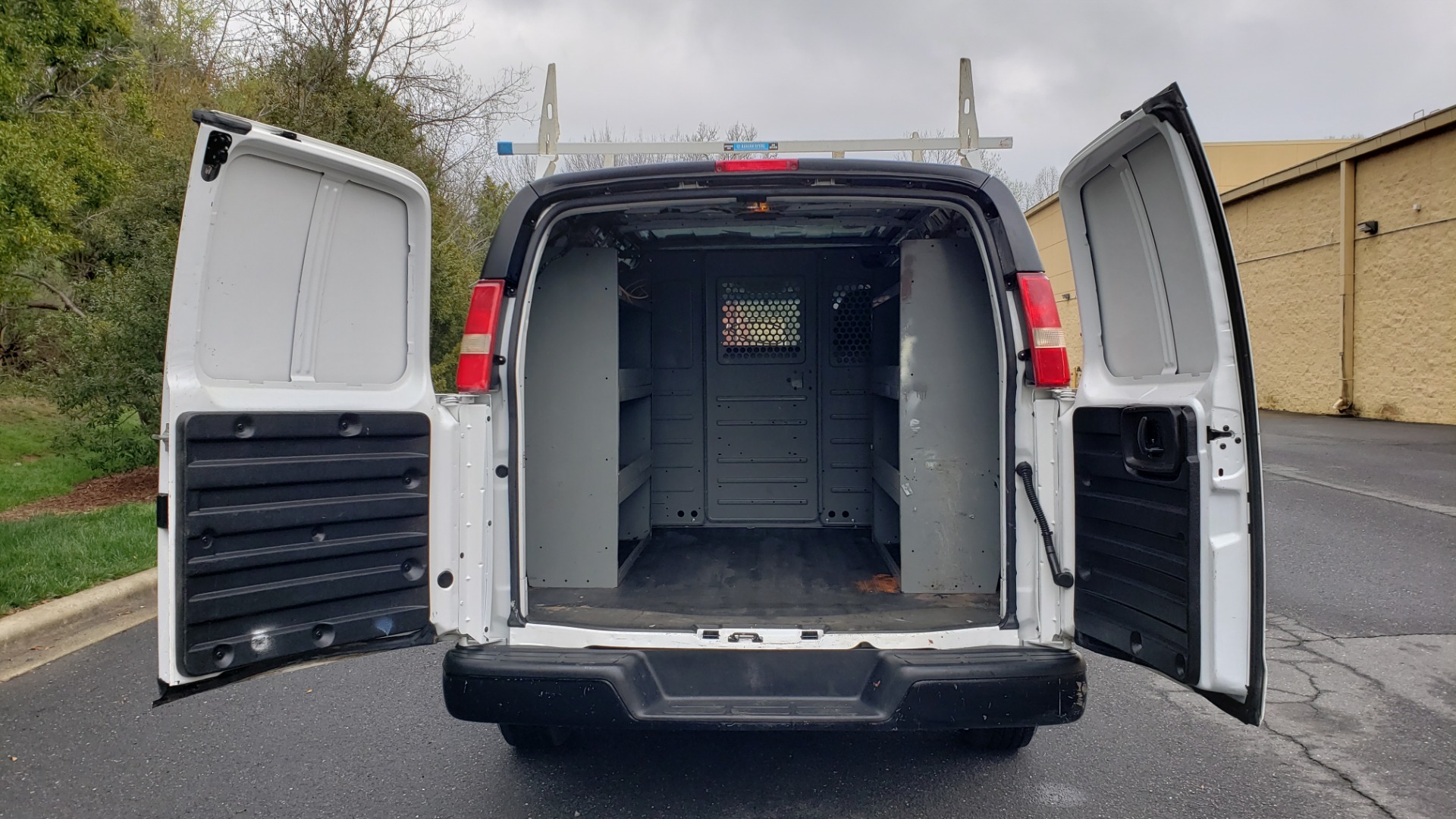 Used 2012 Chevrolet EXPRESS CARGO VAN V6 / AUTO RWD / ROOF RACK / STORAGE RACKS for sale Sold at Formula Imports in Charlotte NC 28227 38