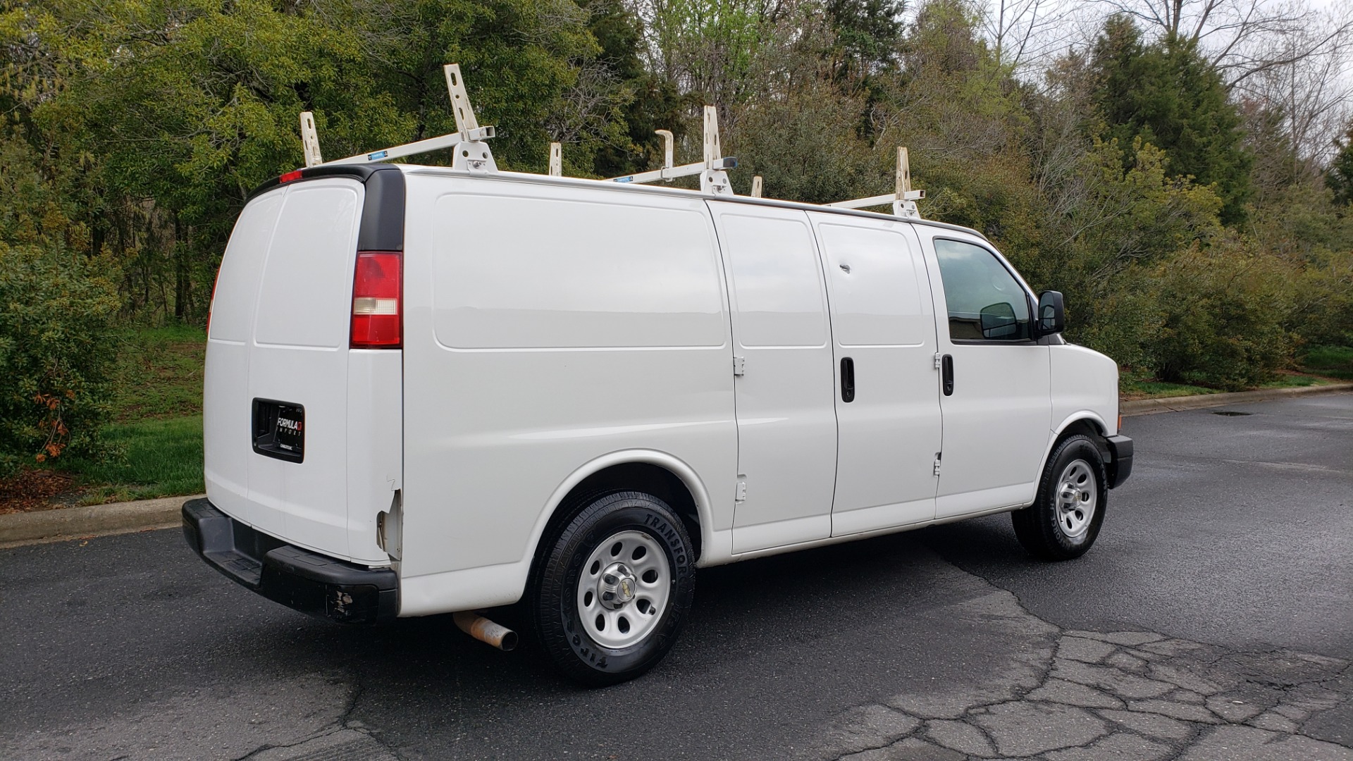 Used 2012 Chevrolet EXPRESS CARGO VAN V6 / AUTO RWD / ROOF RACK / STORAGE RACKS for sale Sold at Formula Imports in Charlotte NC 28227 6