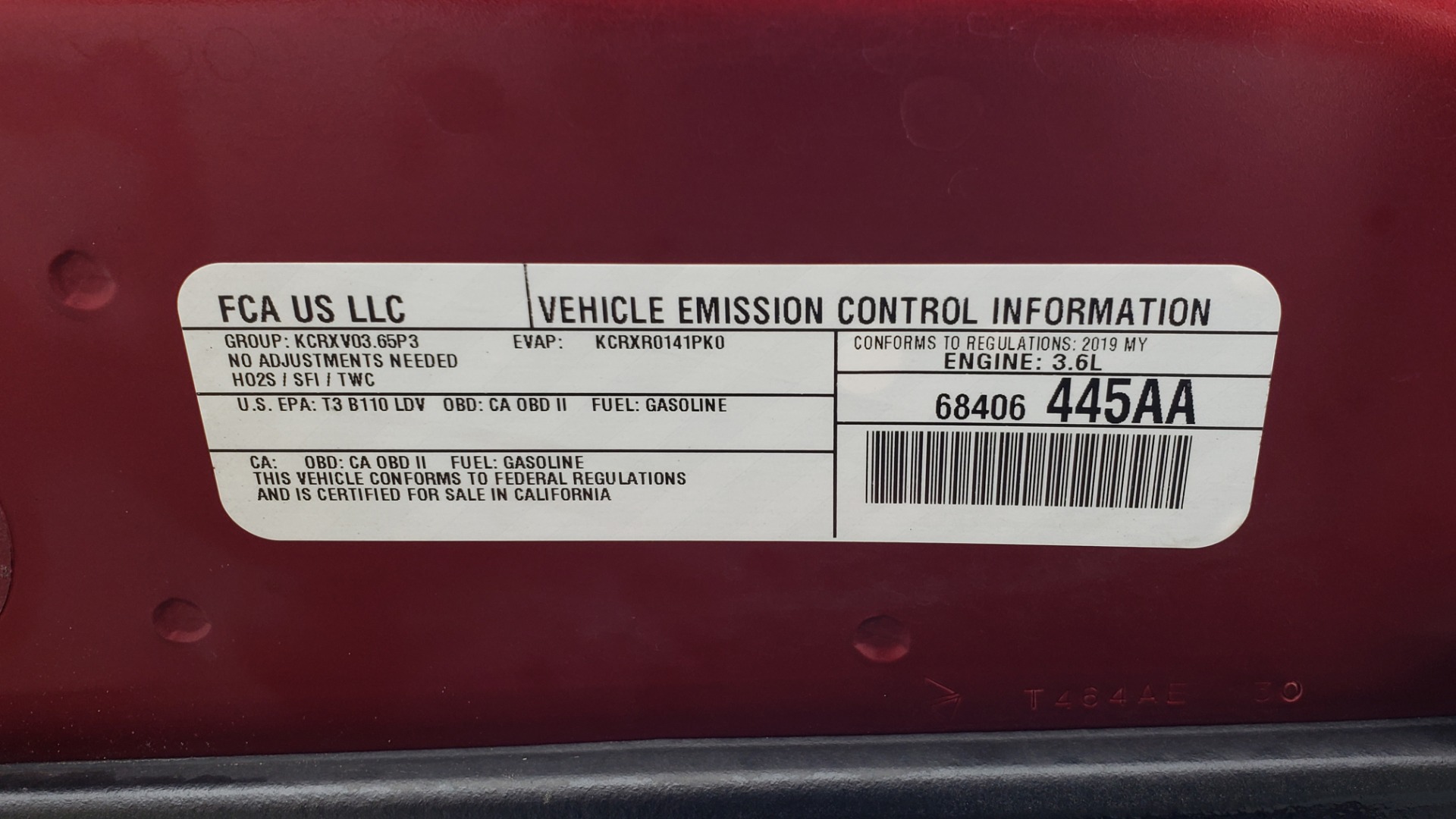 Used 2019 Chrysler 300 LIMITED / 3.6L V6 / 8-SPD AUTO / LEATHER / REARVIEW for sale Sold at Formula Imports in Charlotte NC 28227 19